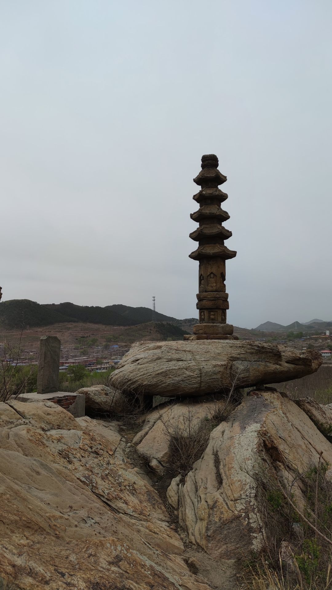 沙锅屯石塔
