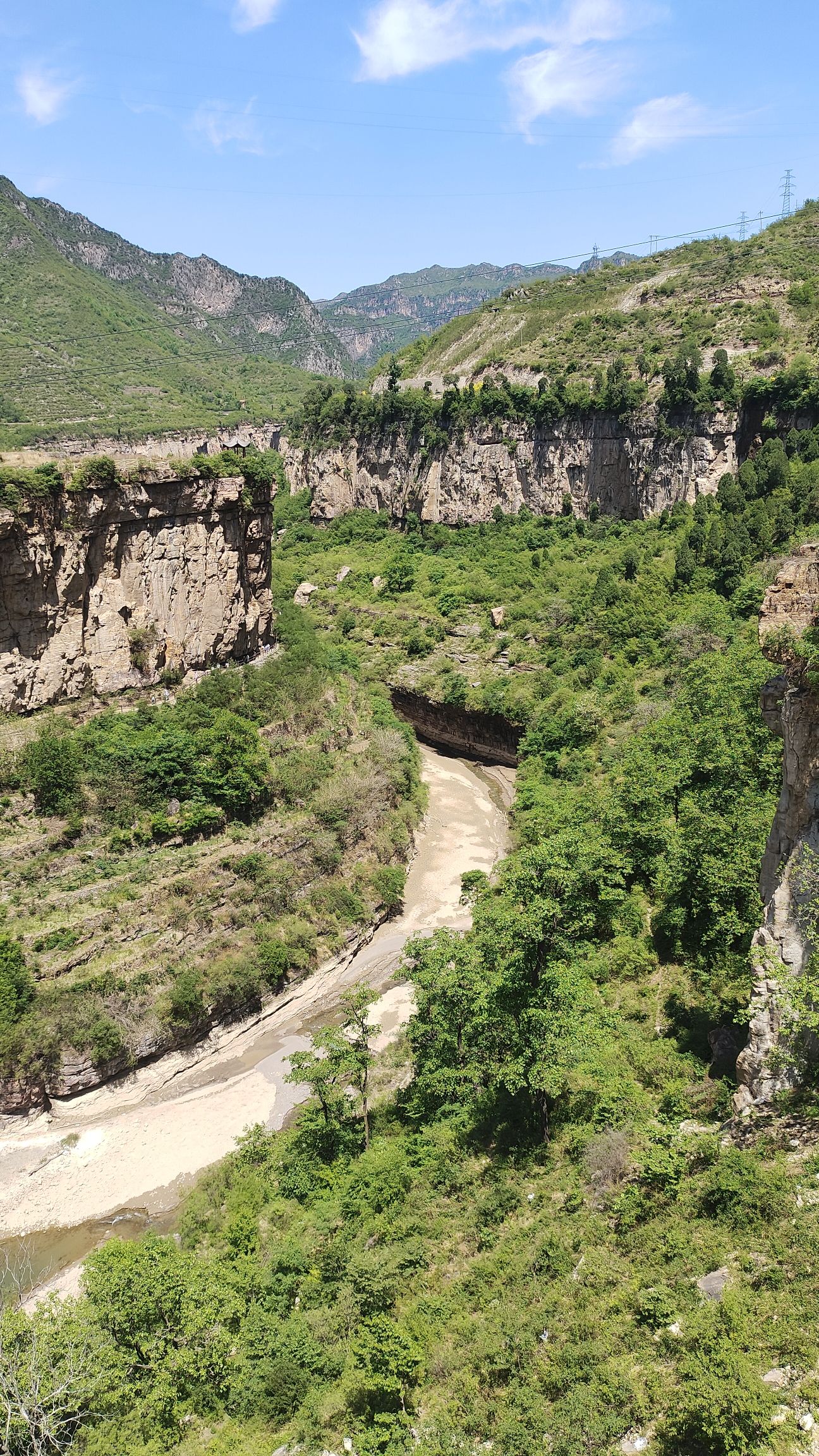 虹霓瀑布旅行图片 2