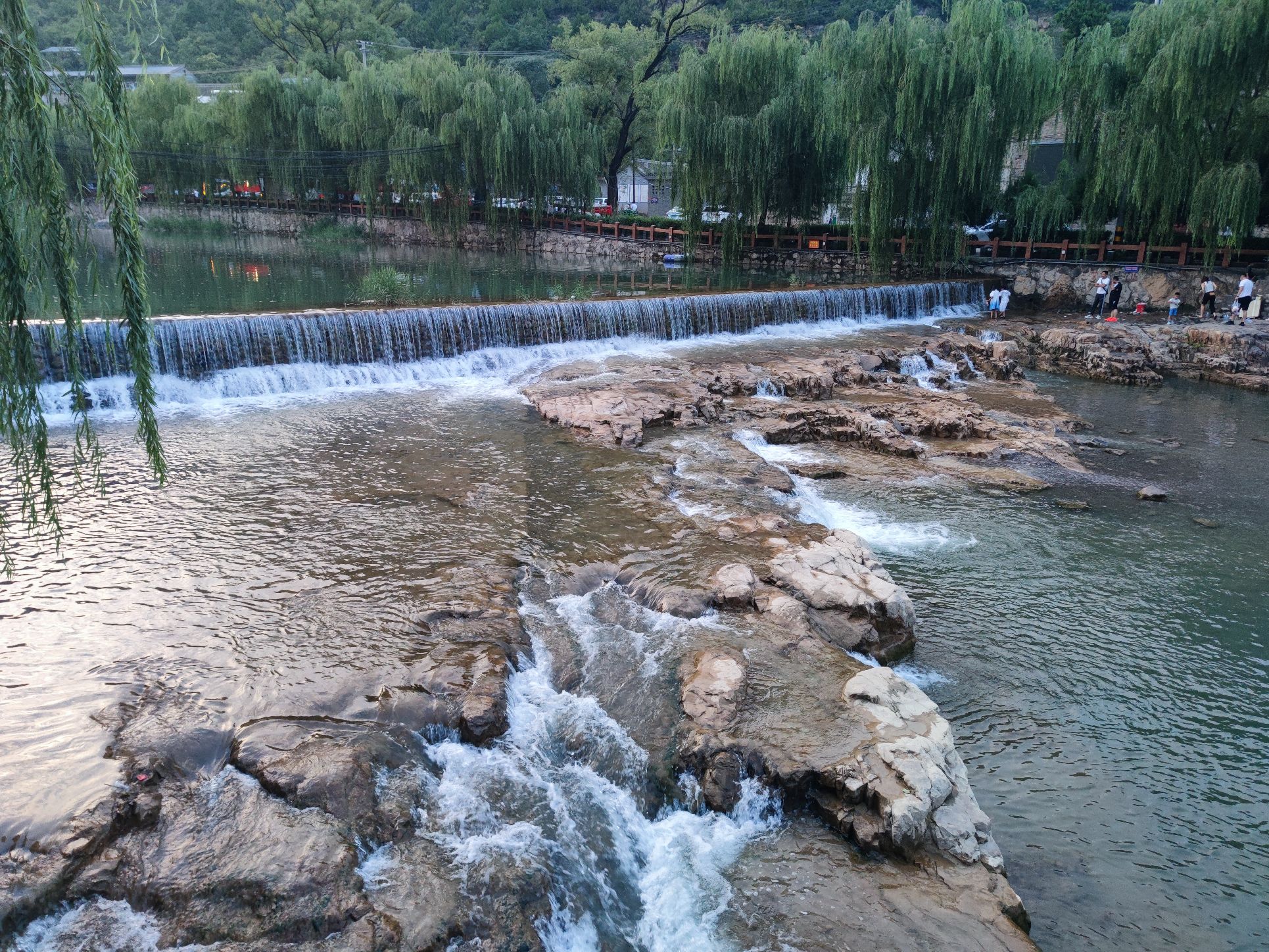 虹霓瀑布旅行图片 2