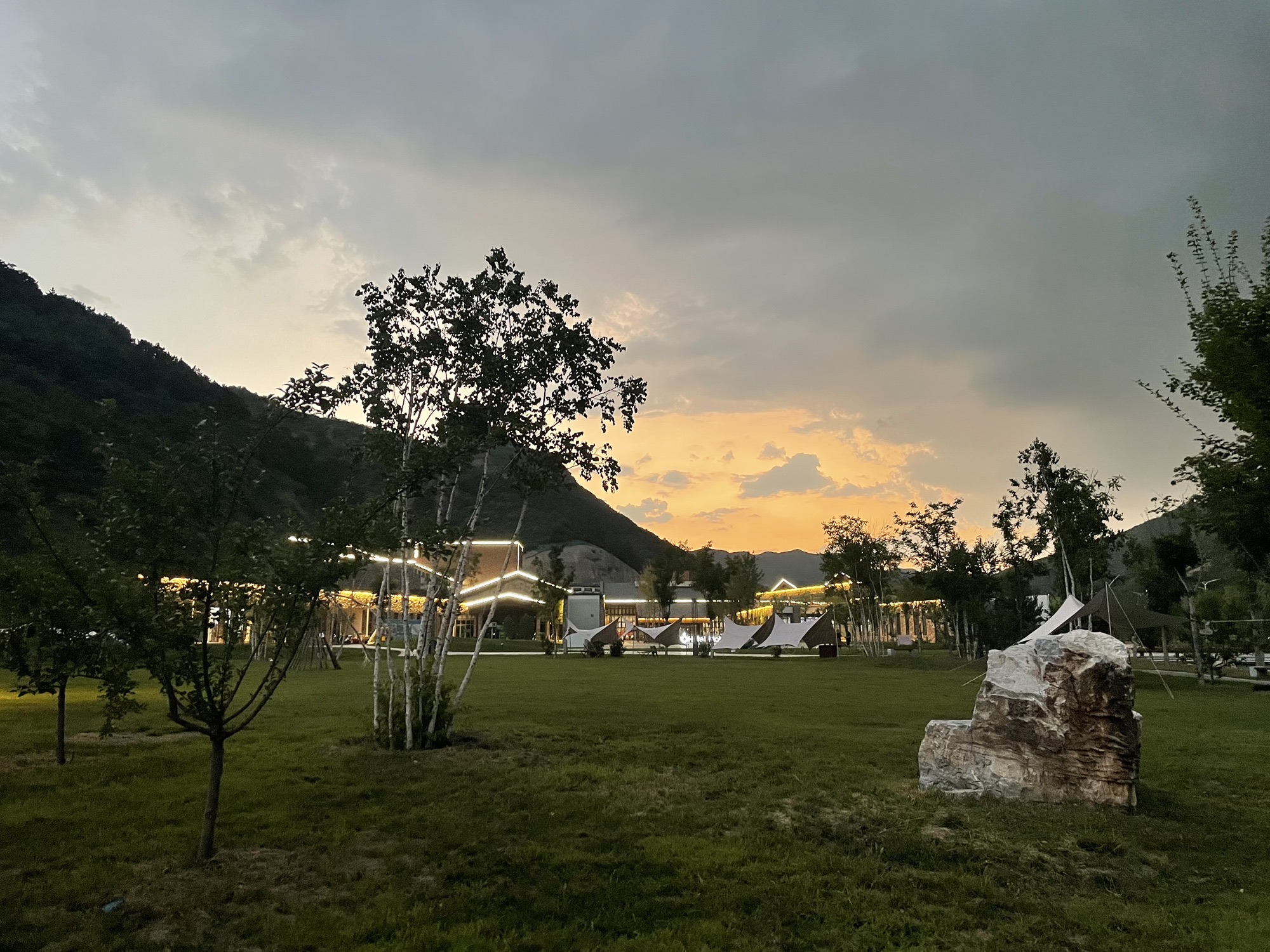 莲花山谷旅行图片 1