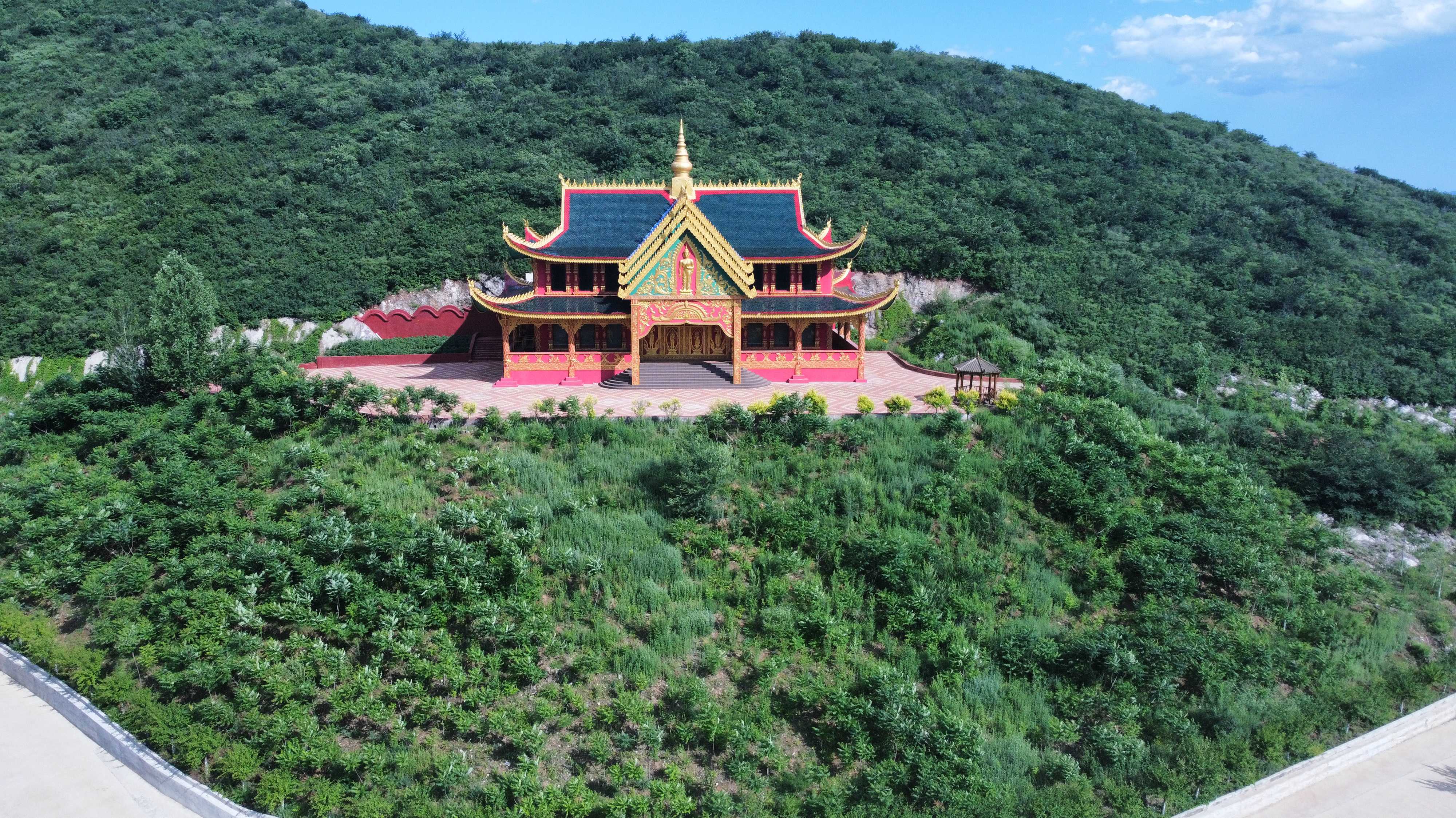 至尊山生态旅游景区