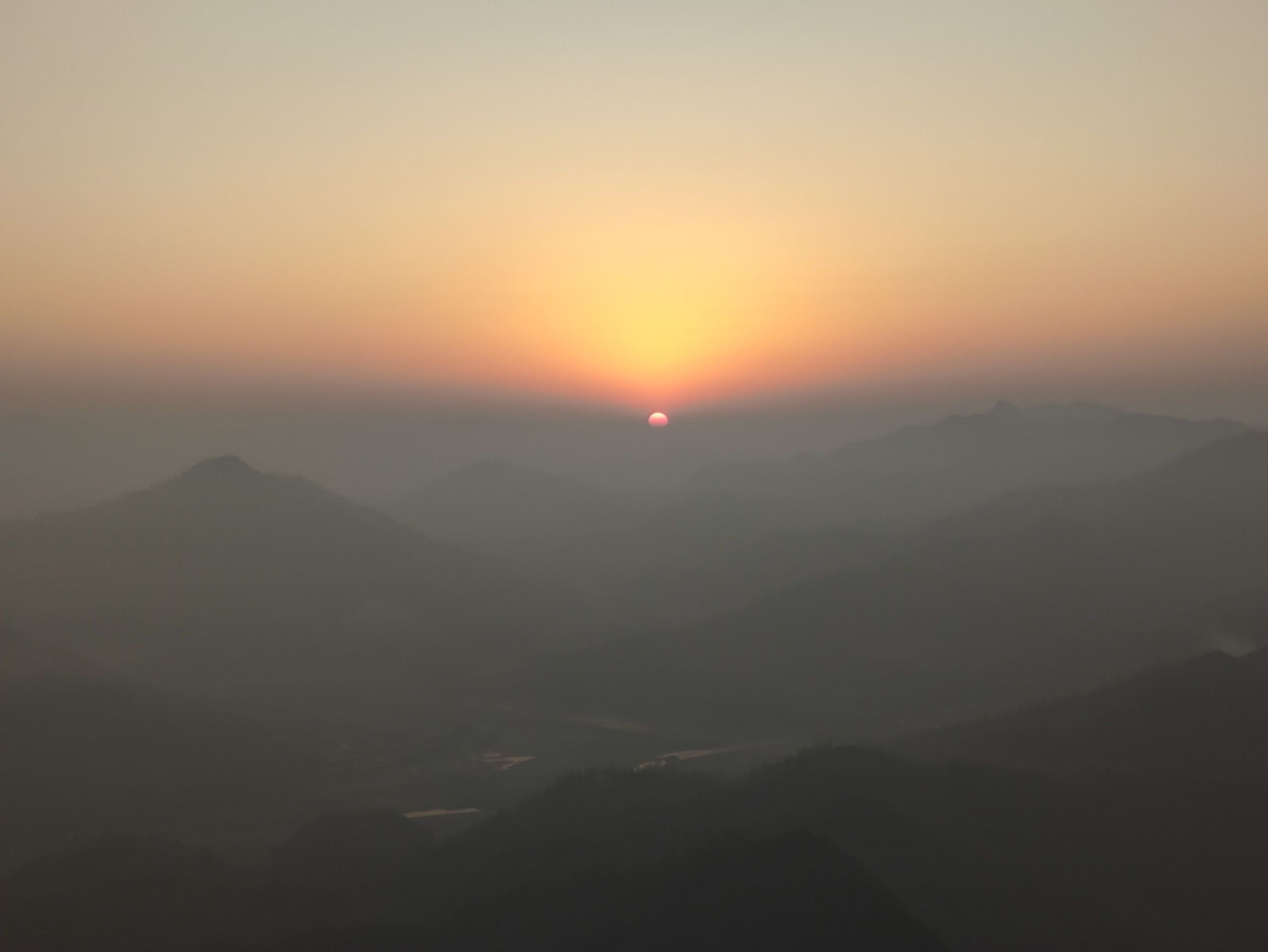 屋脊山风景区旅行图片 1