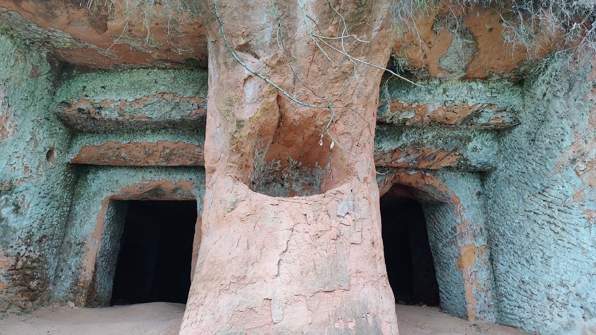 瑞峰崖墓群旅行图片 2