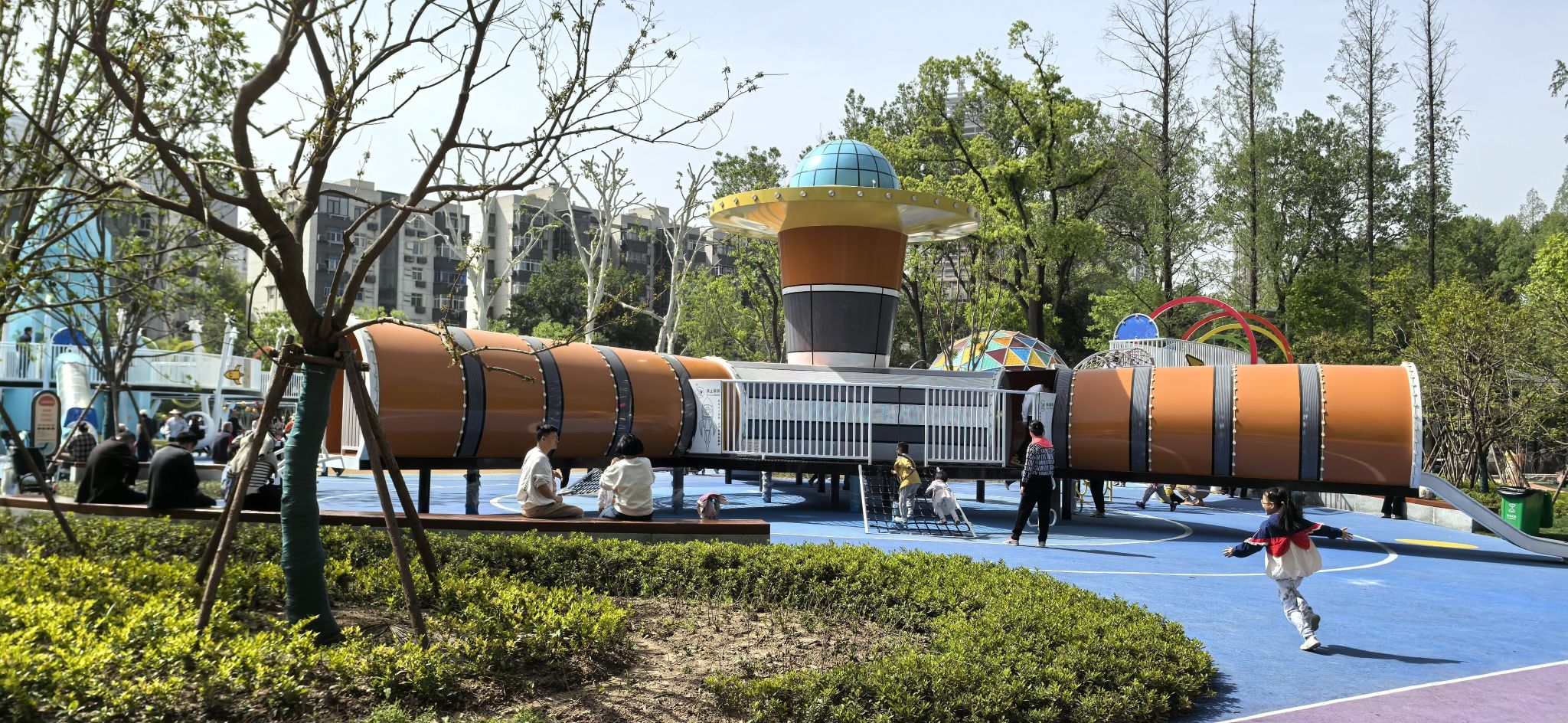 场地封面-解放公园儿童游乐区