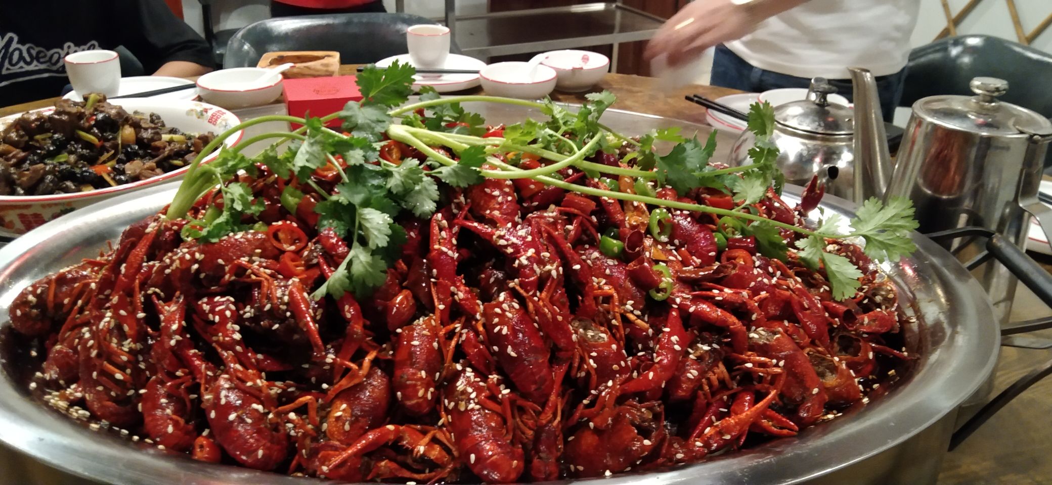 连州市南湾食府