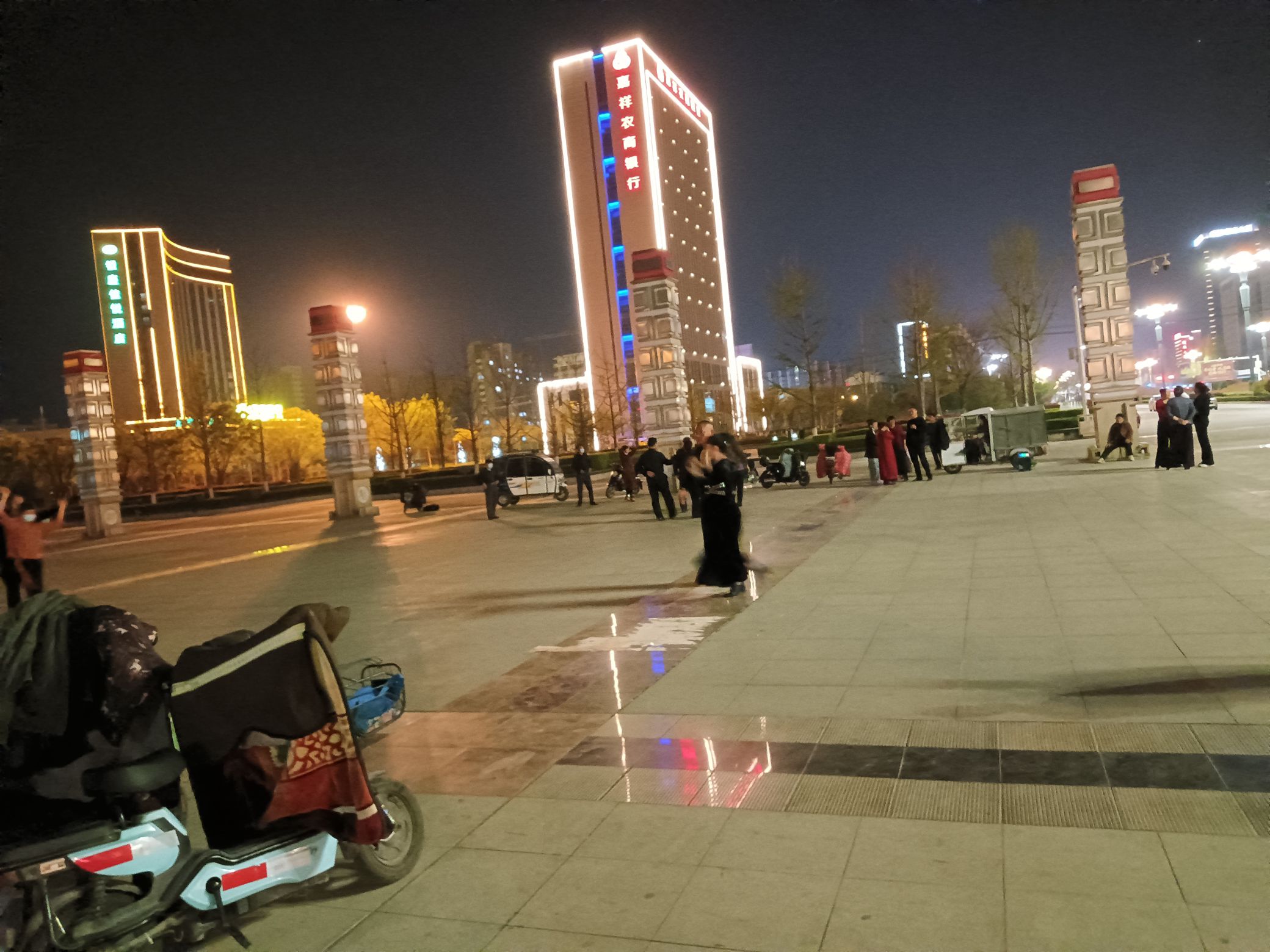 嘉祥全民智慧健身广场旅行图片 1