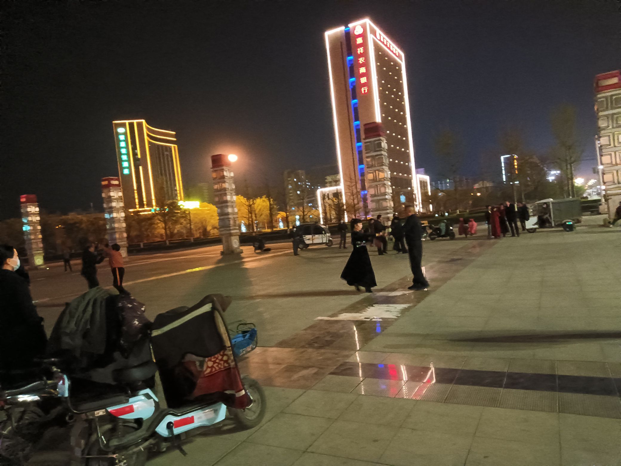 嘉祥全民智慧健身广场旅行图片 3