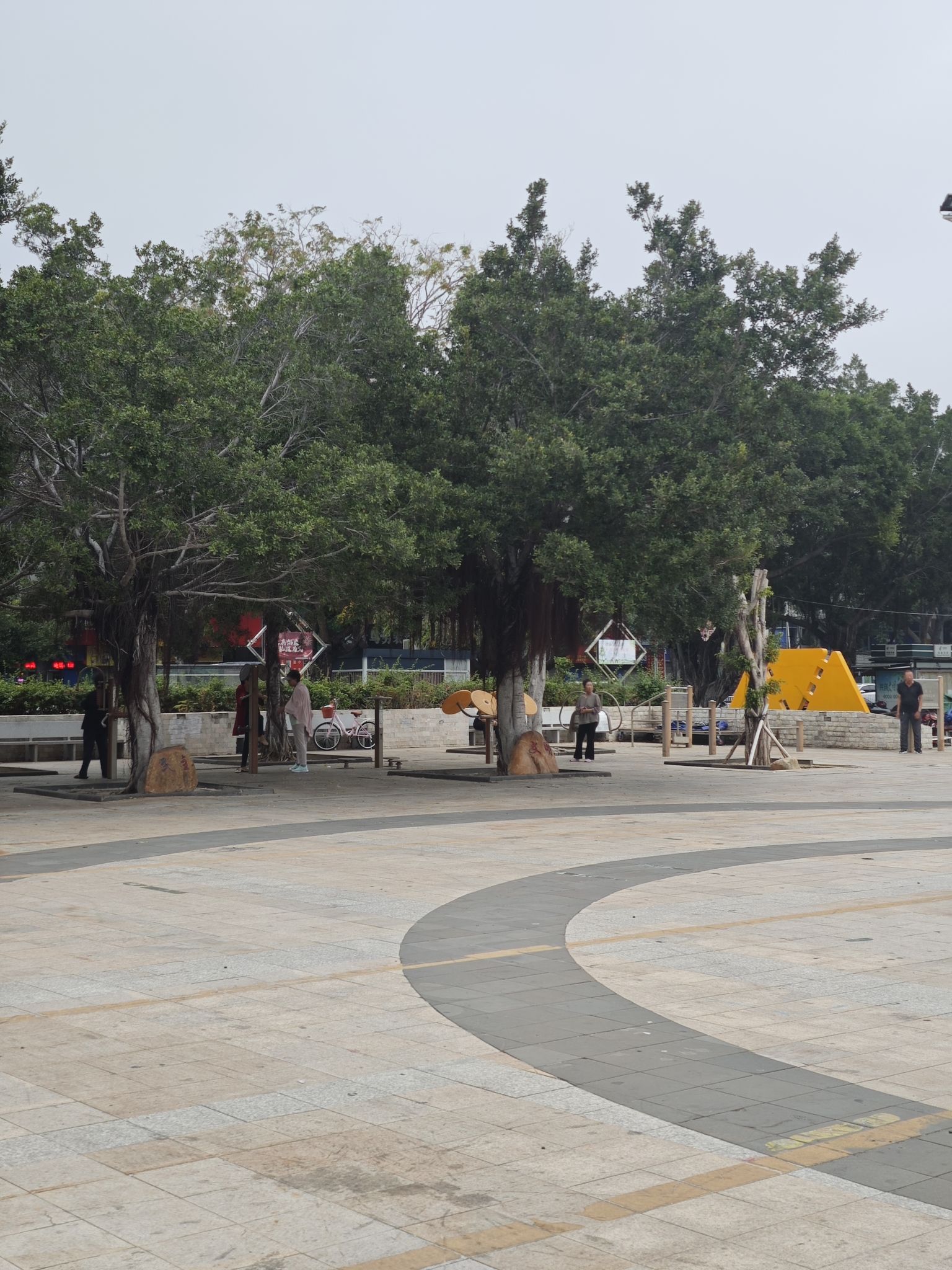 东方市民休闲广场