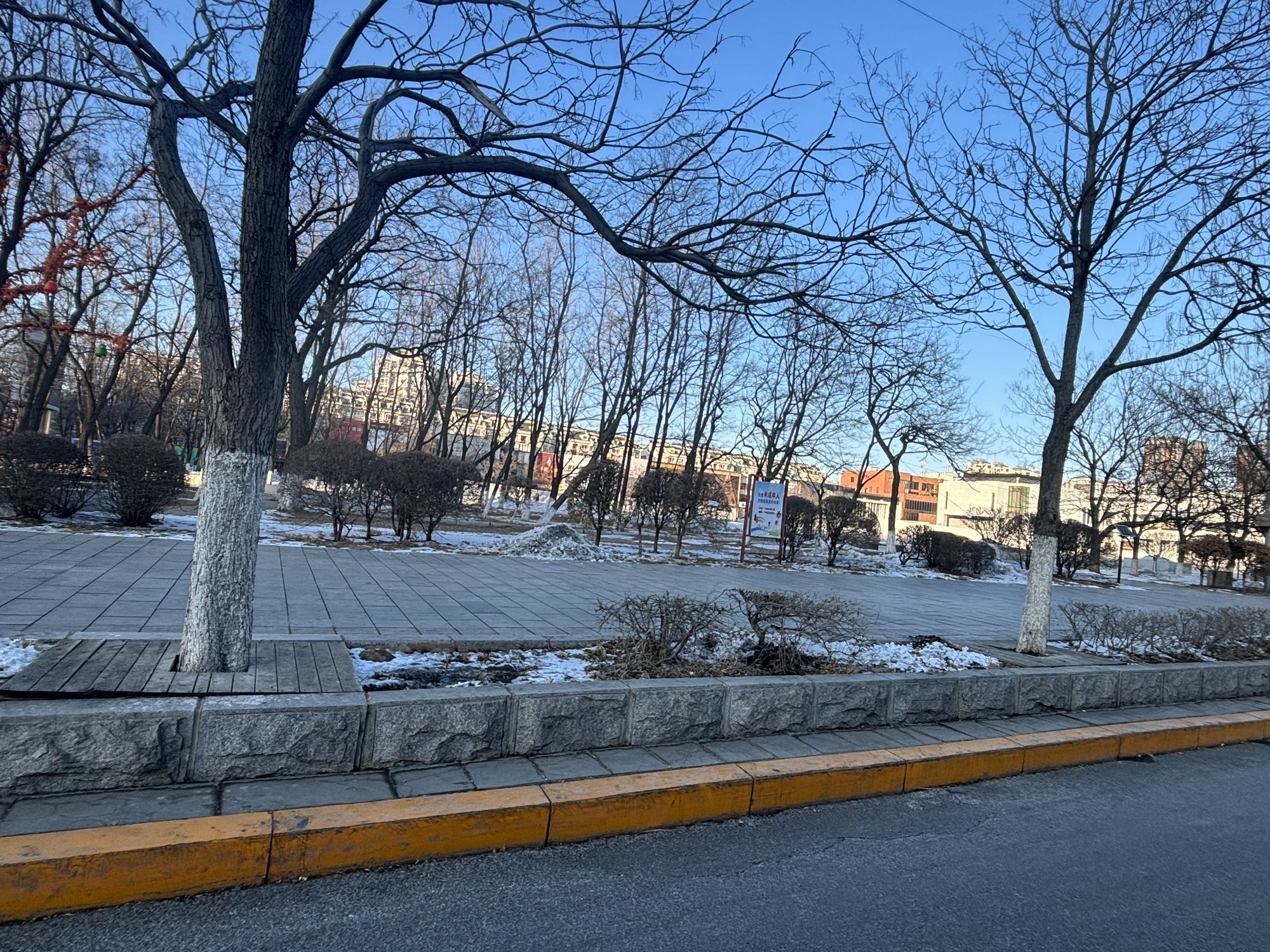 河畔广场旅行图片 2