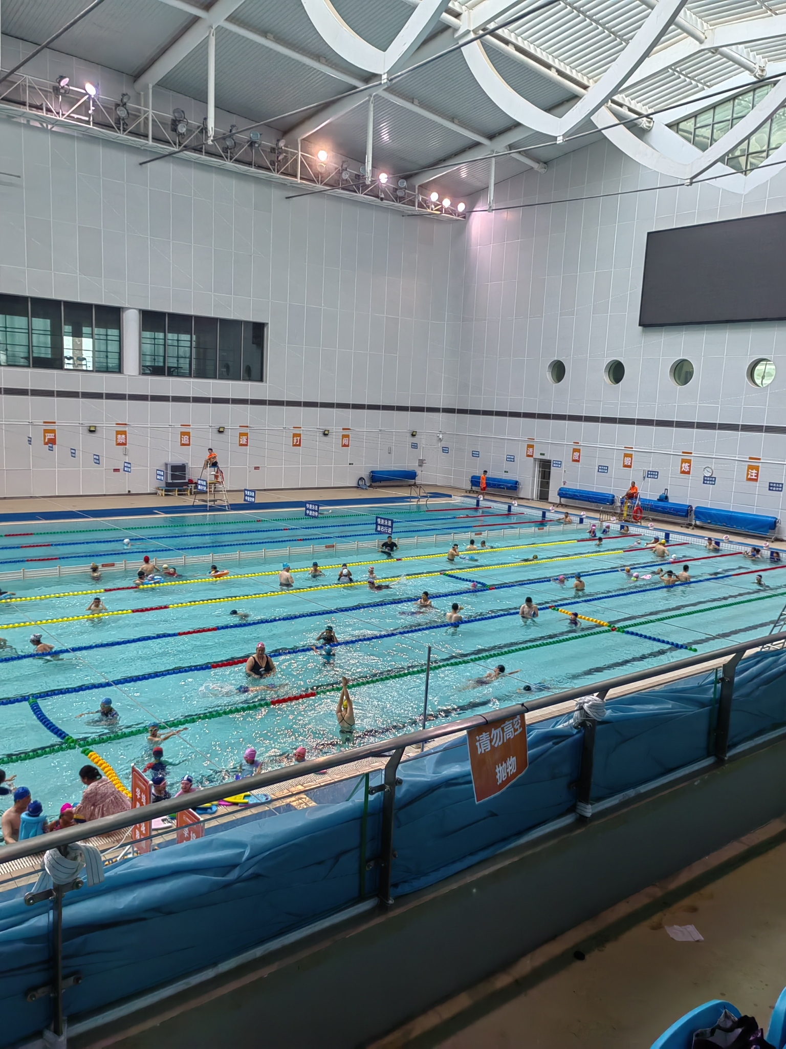 场地封面-武汉五环体育中心游泳馆