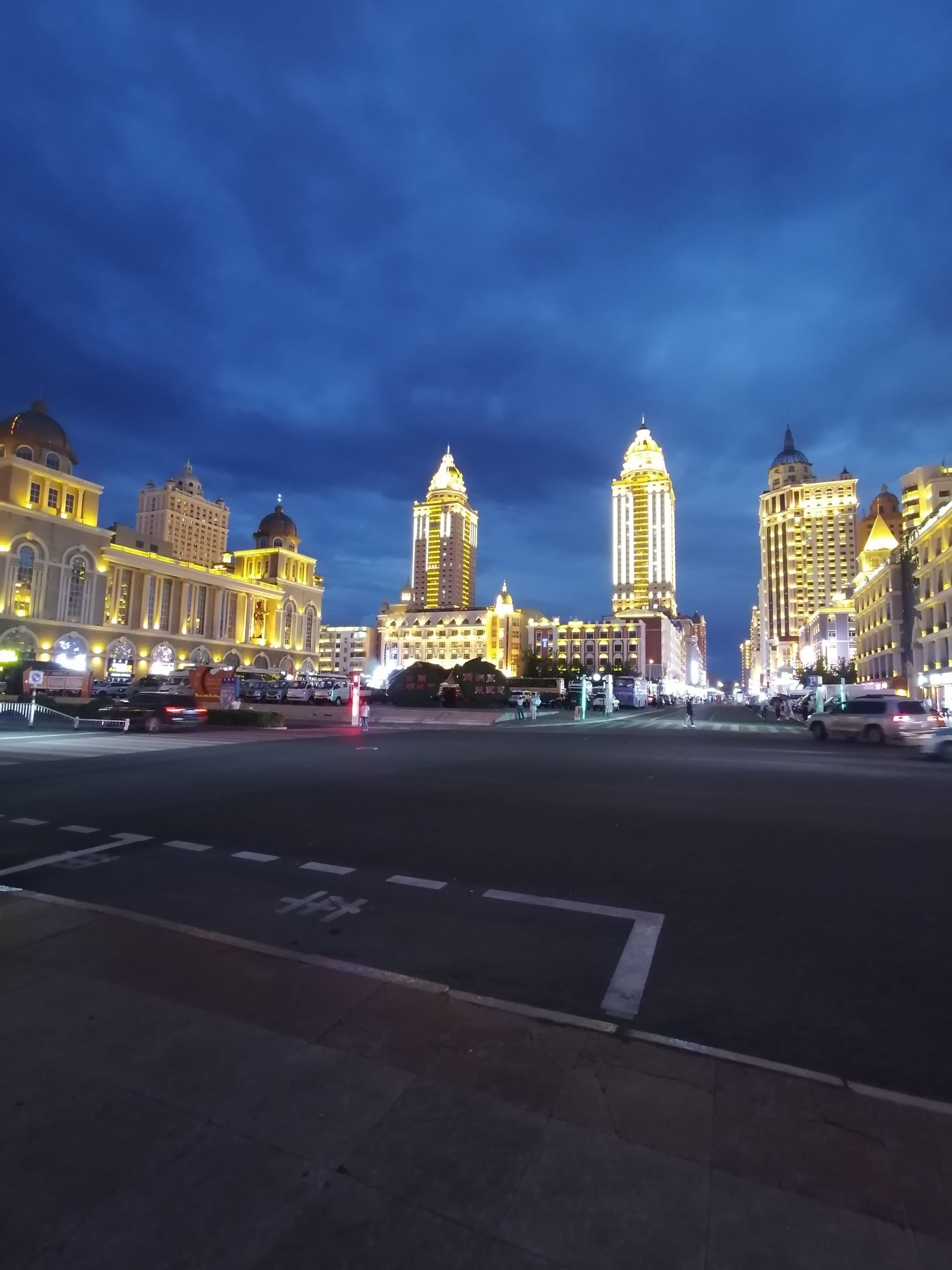 广场钟塔旅行图片 3