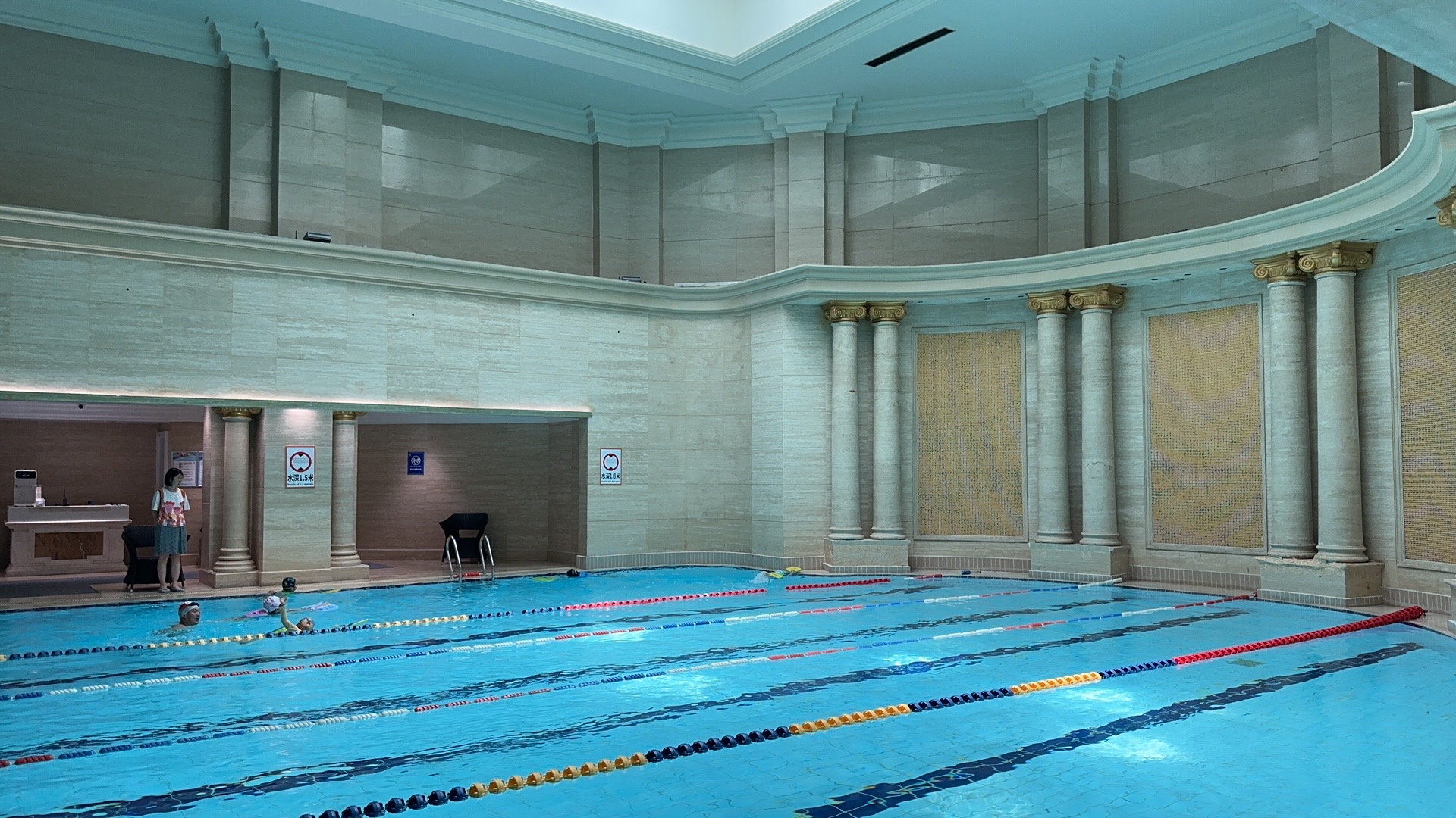 场地封面-润荟健身游泳中心