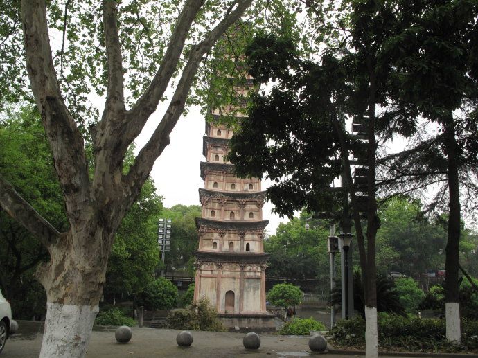 白塔公园-法治主题公园旅行图片 3