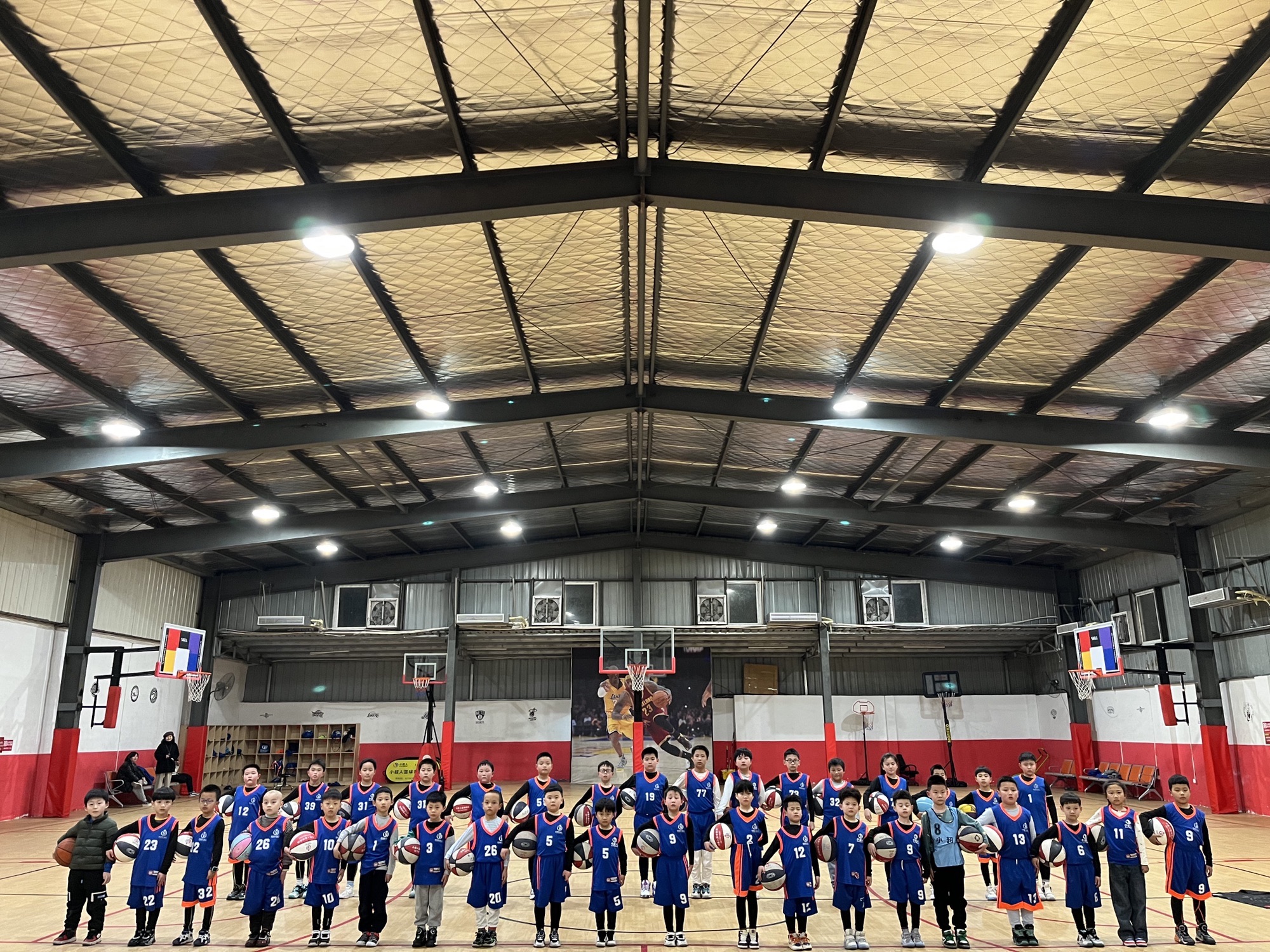 小超人篮球训练中心