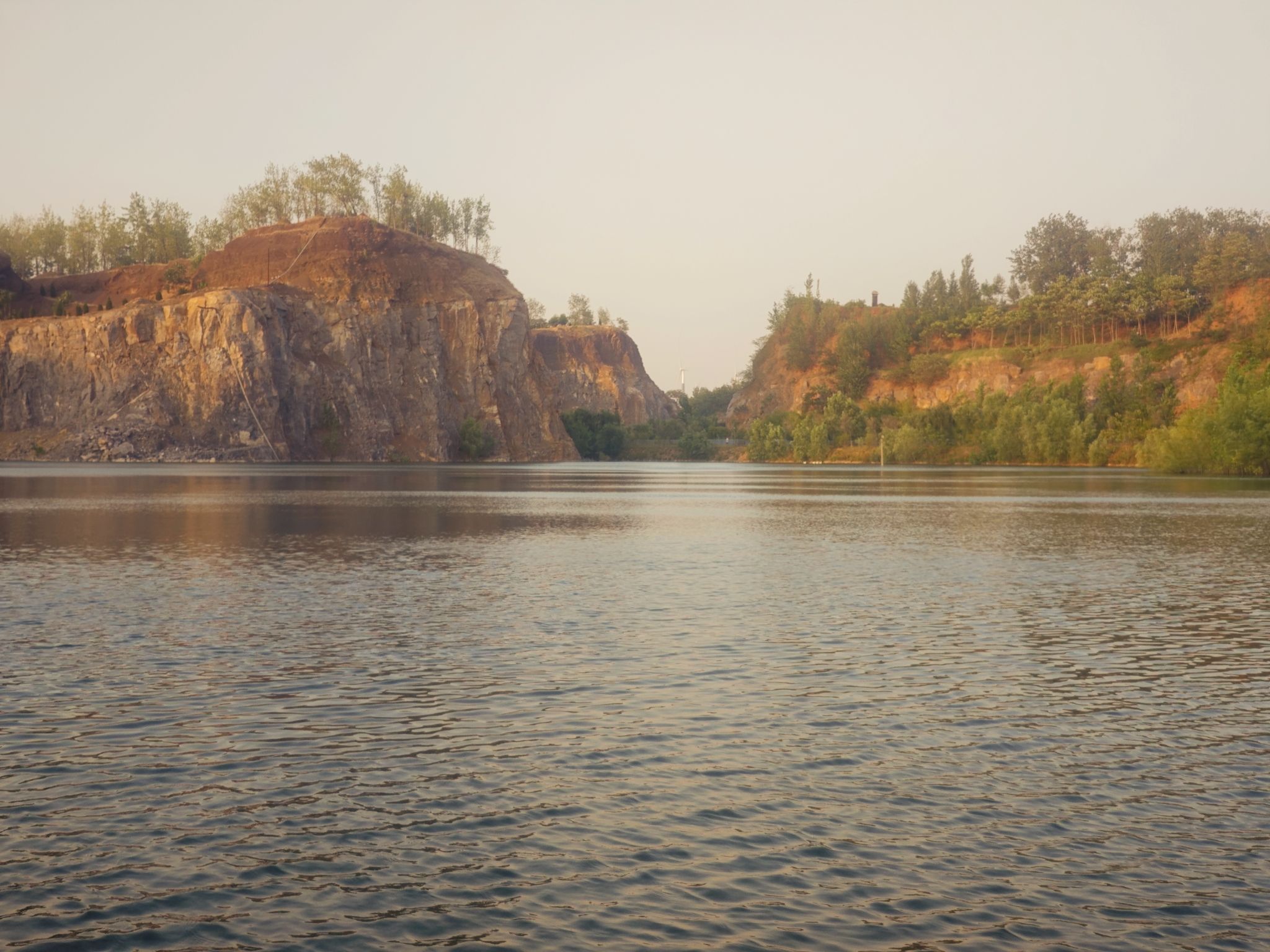 涡阳县玉体山庄