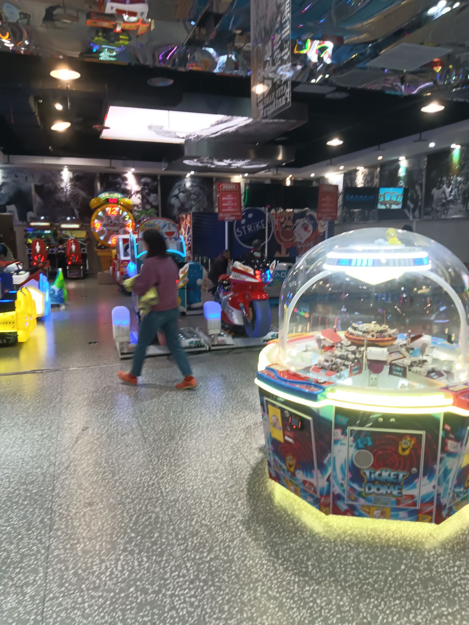 场地封面-卡通尼乐园(重庆来福士店)