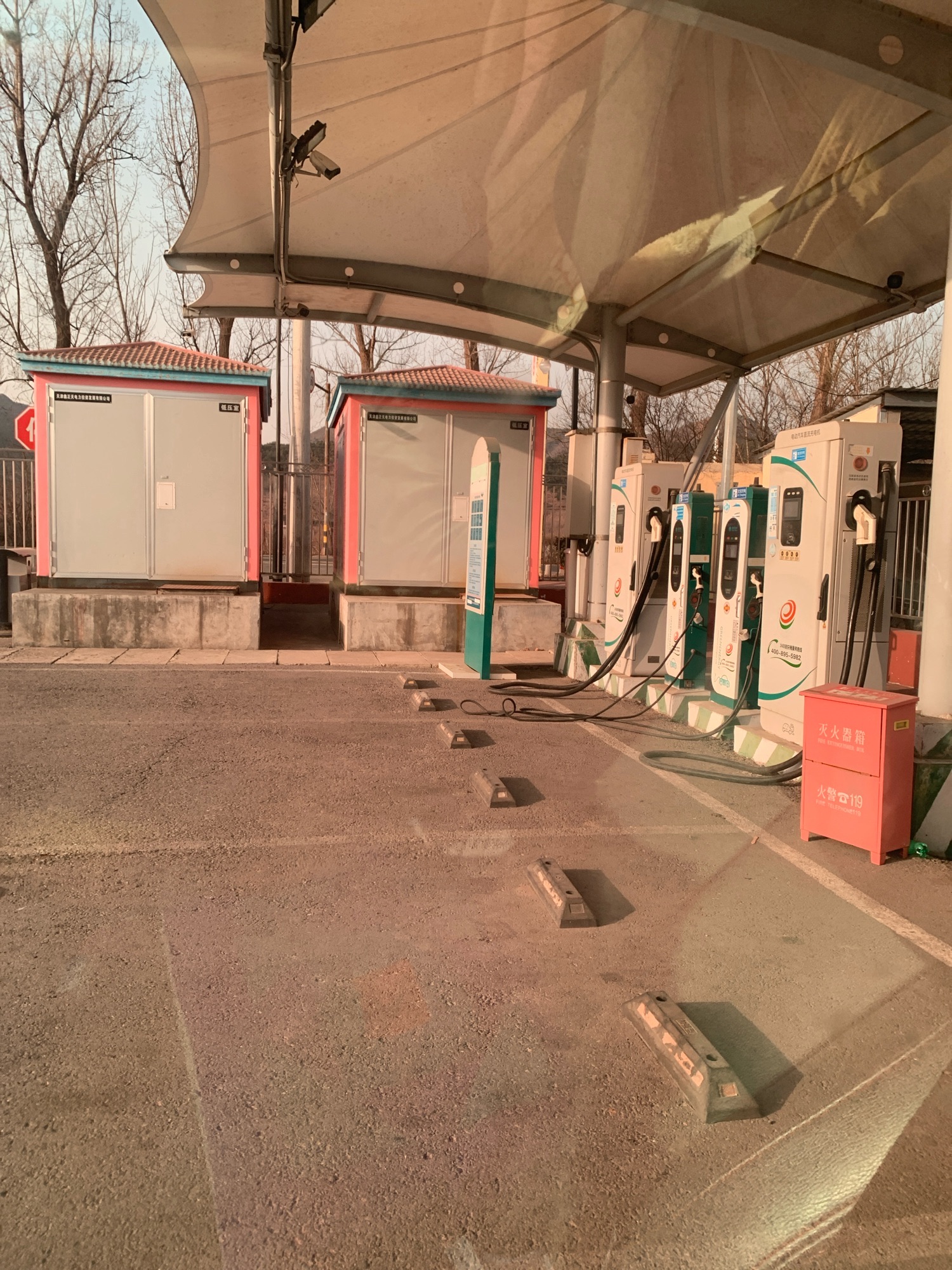 国家电网汽车充电站(天津市蓟州区王庄停车区)