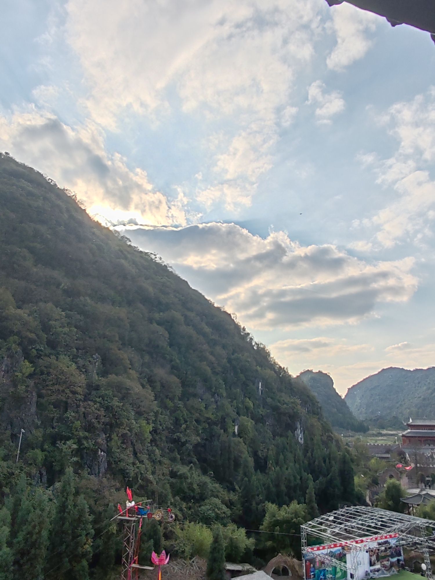 境仙山实景拍摄景区旅行图片 3