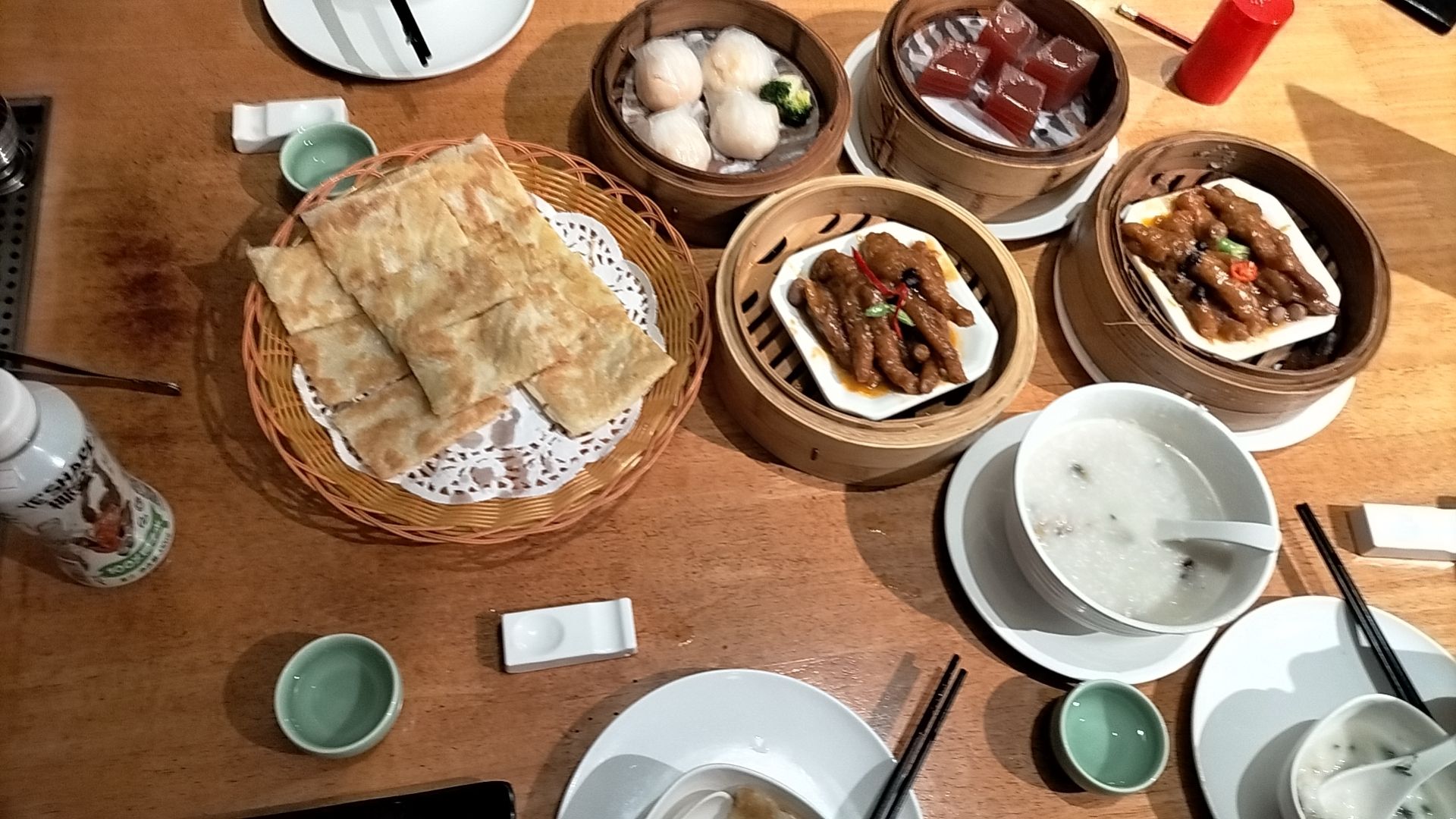 尝粤餐厅(湛江华都汇店)