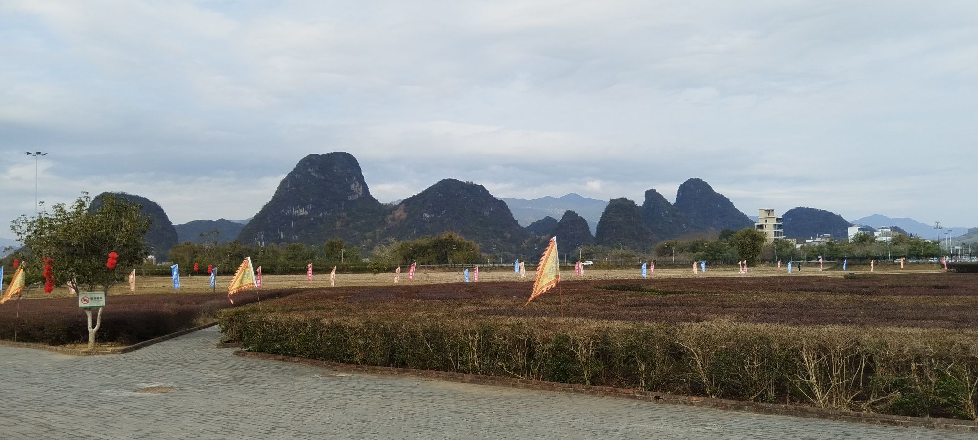 英西峰林·峰林晓镇旅行图片 1