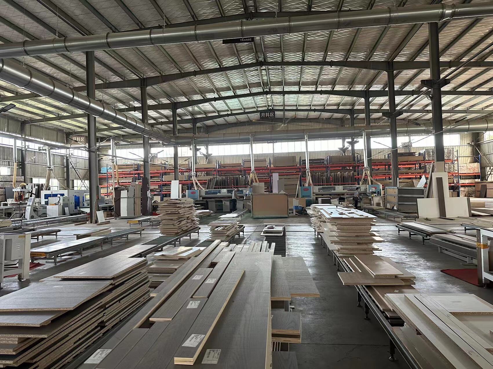 王牌骄子全屋定制家具加工中心-橱柜衣柜门墙柜家具代工厂