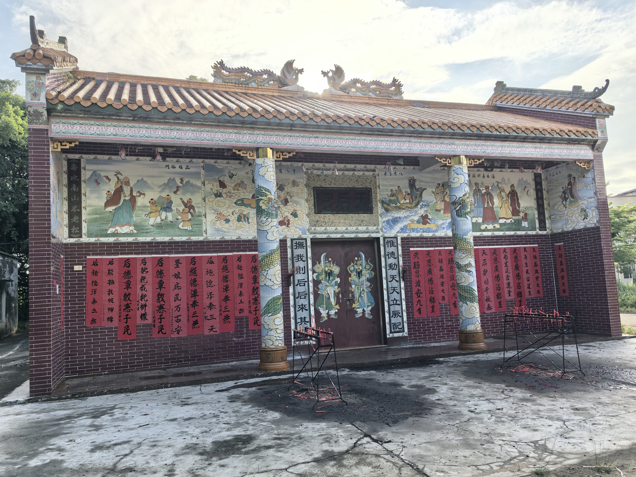 东港神庙实景照片