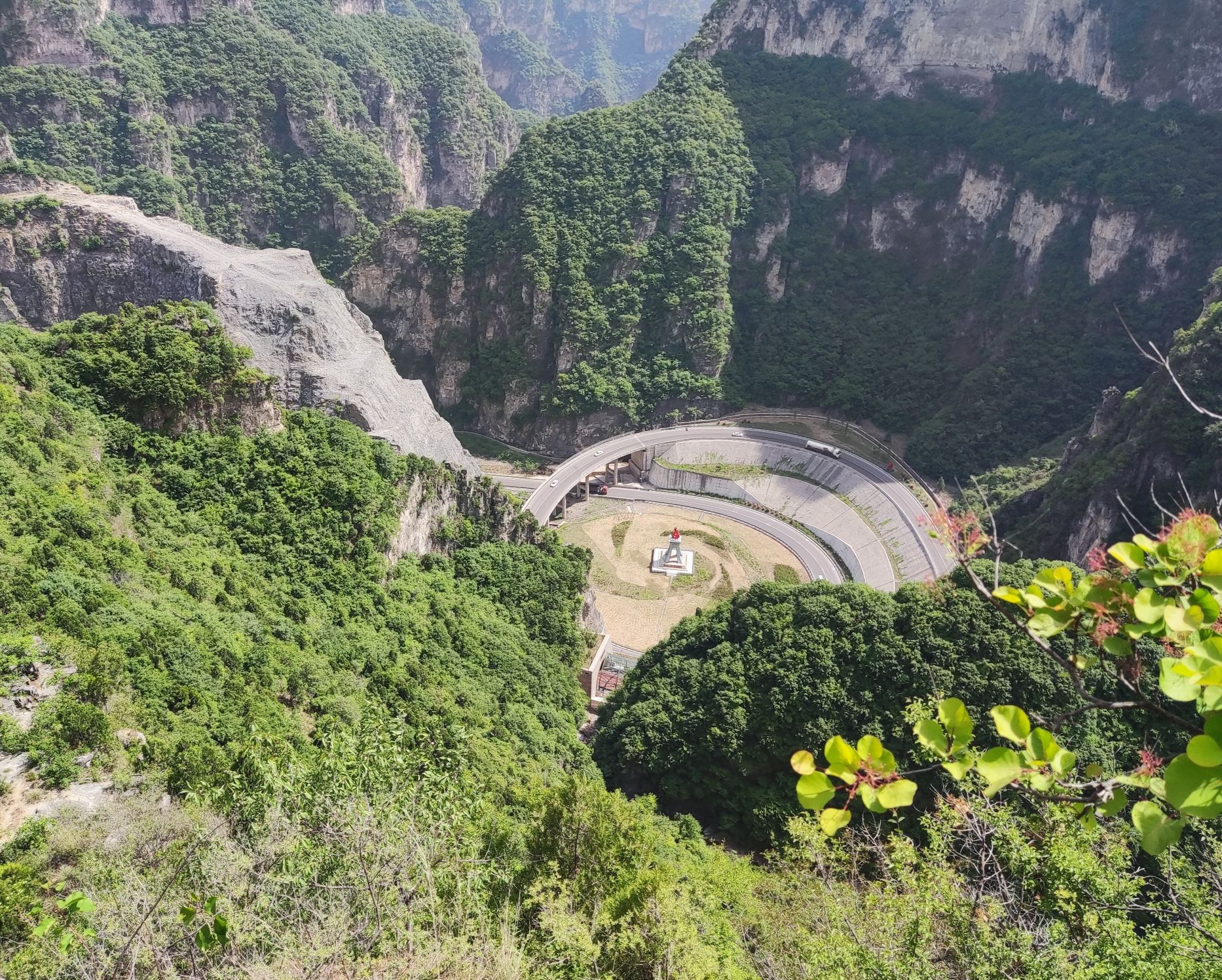 208国道螺旋公路观景台旅行图片 2