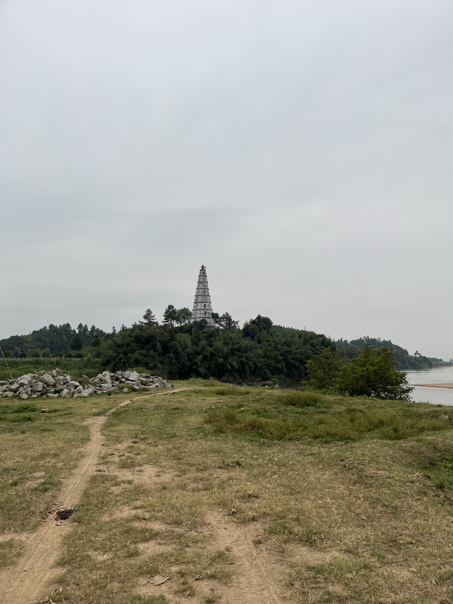 柏郊塔旅行图片 1