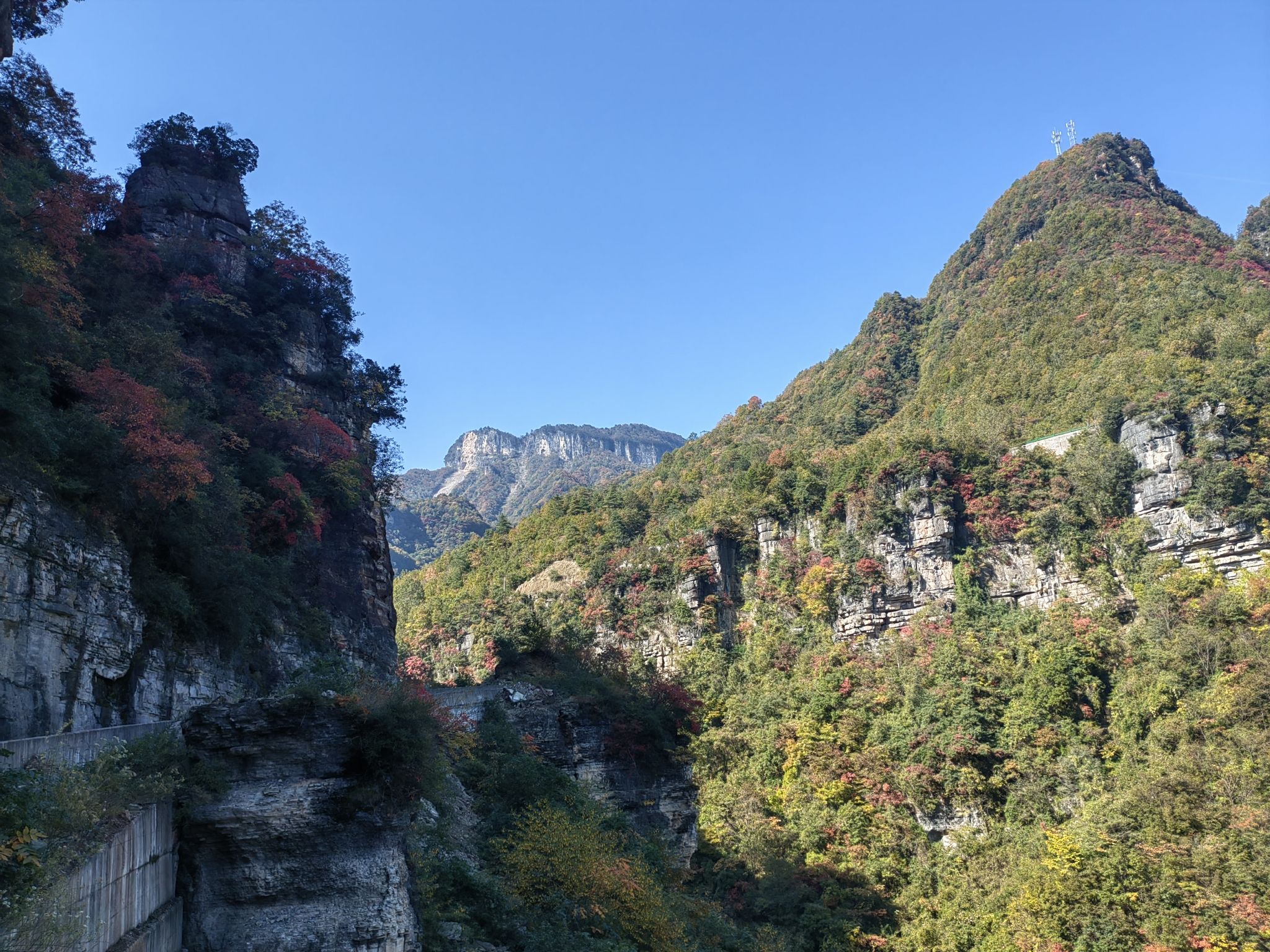 米仓山大峡谷旅游区