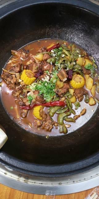 四平百年大地锅(东方花园店)