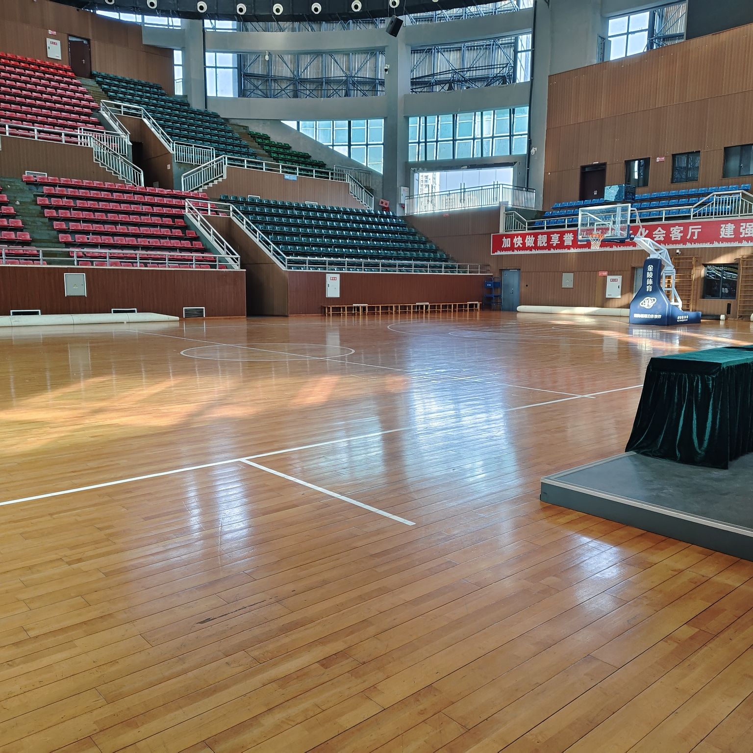 场地封面-大足区篮球馆