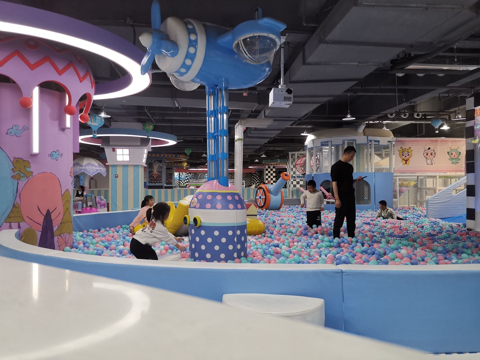 嘟比乐儿童健康成长乐园(龙船天街店)