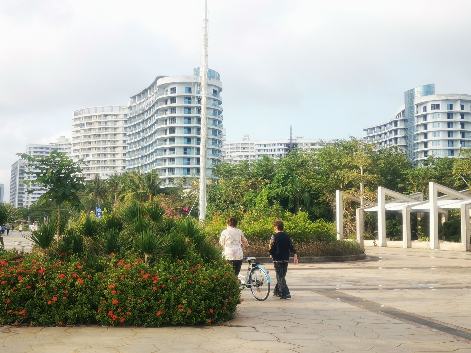 文昌市南二环市民活动广场