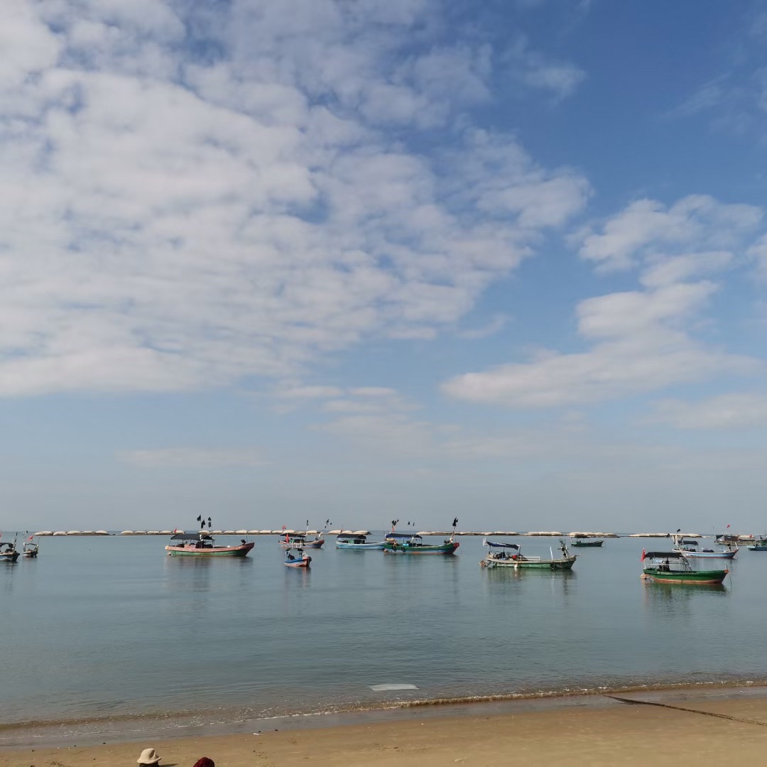 龙栖湾美丽渔村(隆鑫·诺亚方舟店)