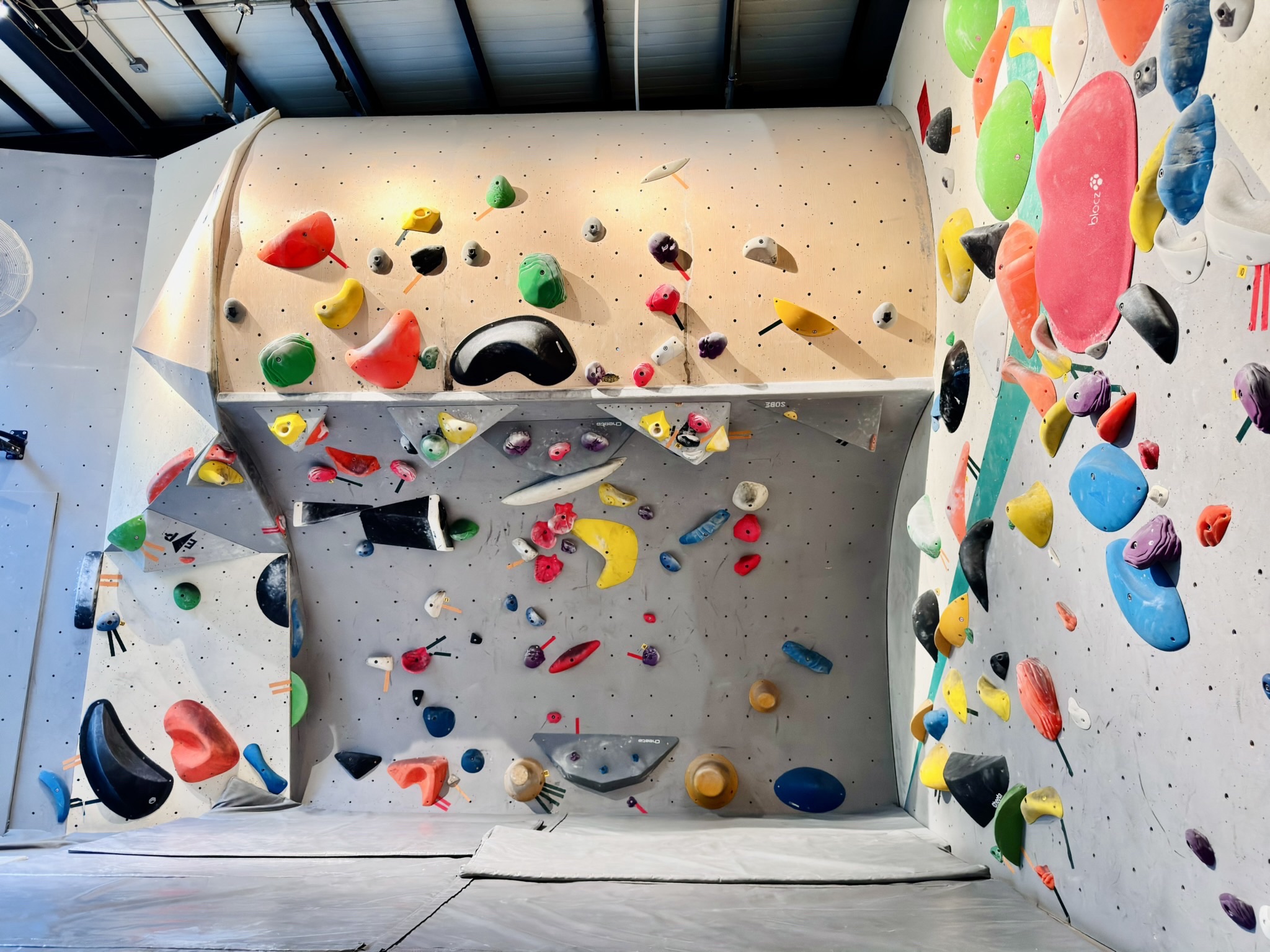 场地封面-BetaBouldersClimbingGYM难点攀岩馆