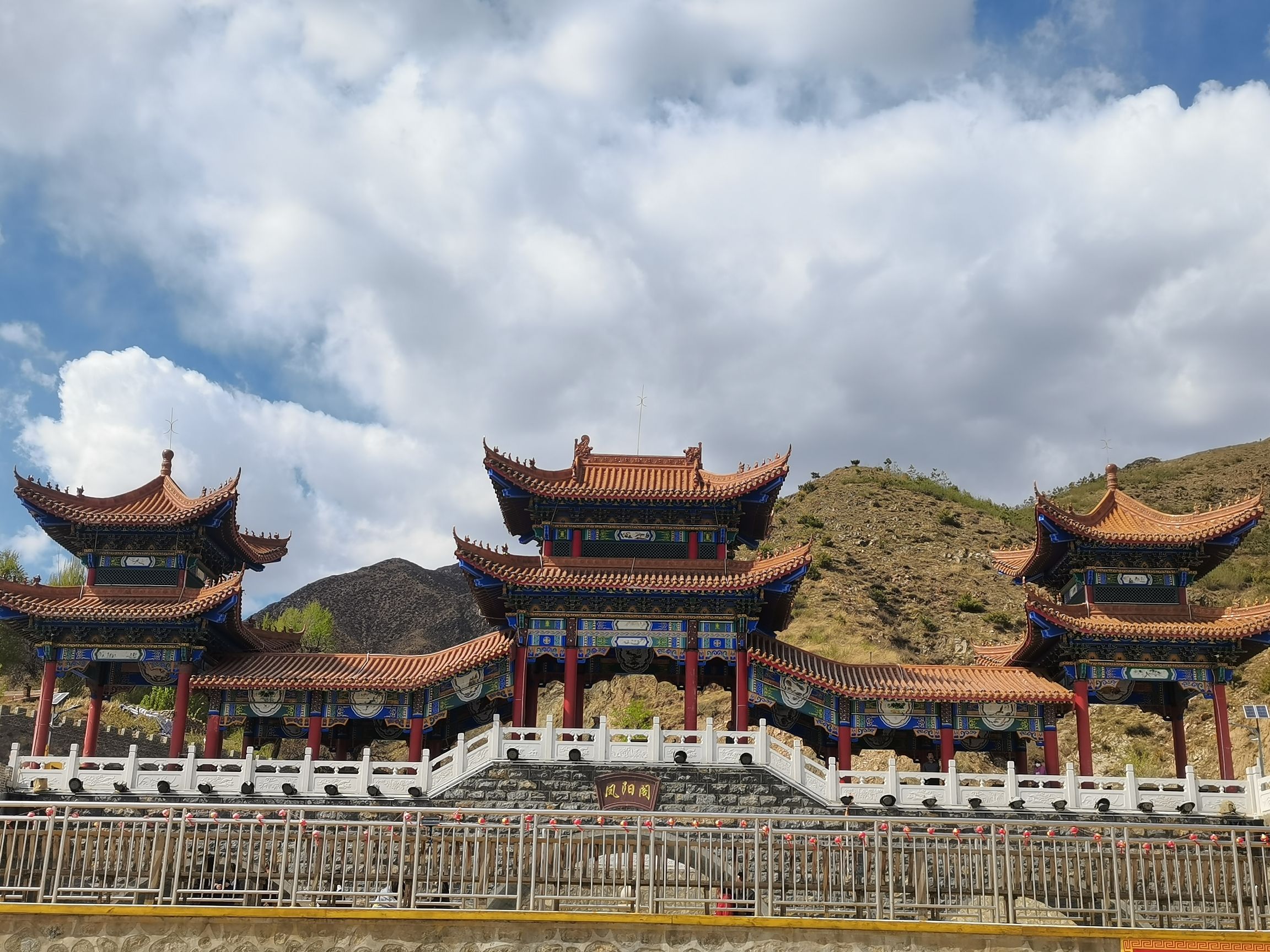 云门花海网红桥旅行图片