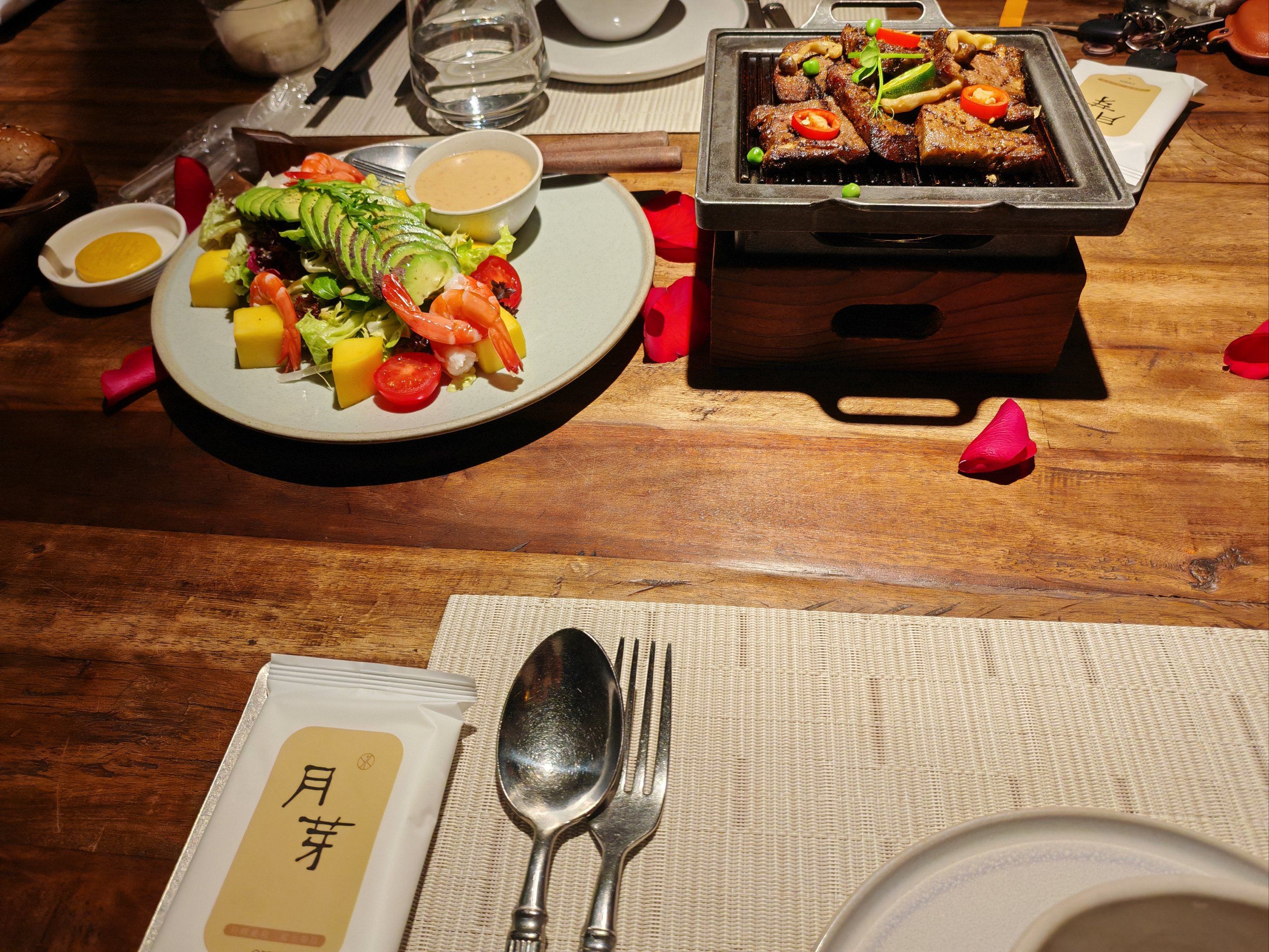 月芽自由餐厅(壹集集合店)