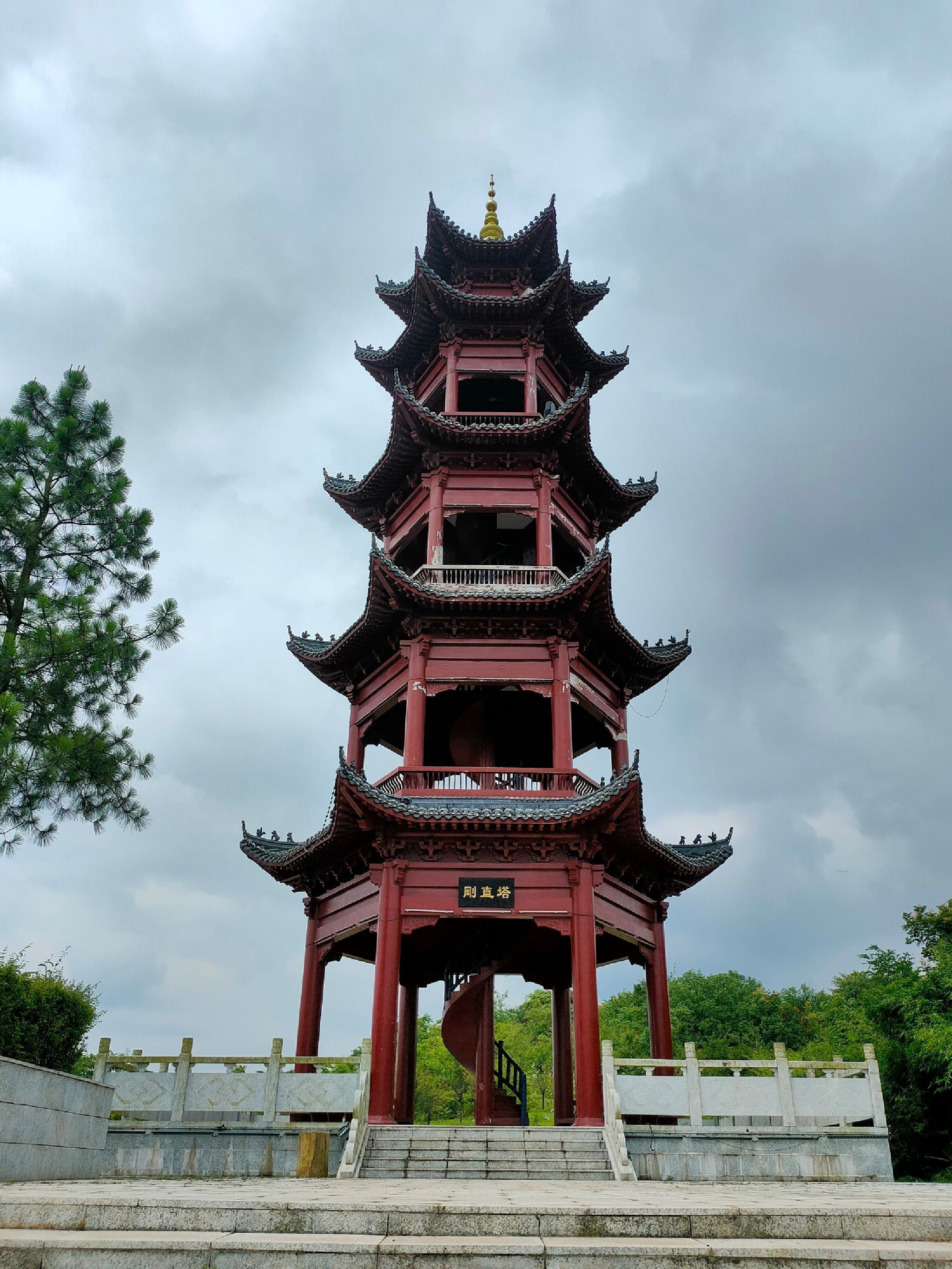 清花湾刚直塔旅行图片