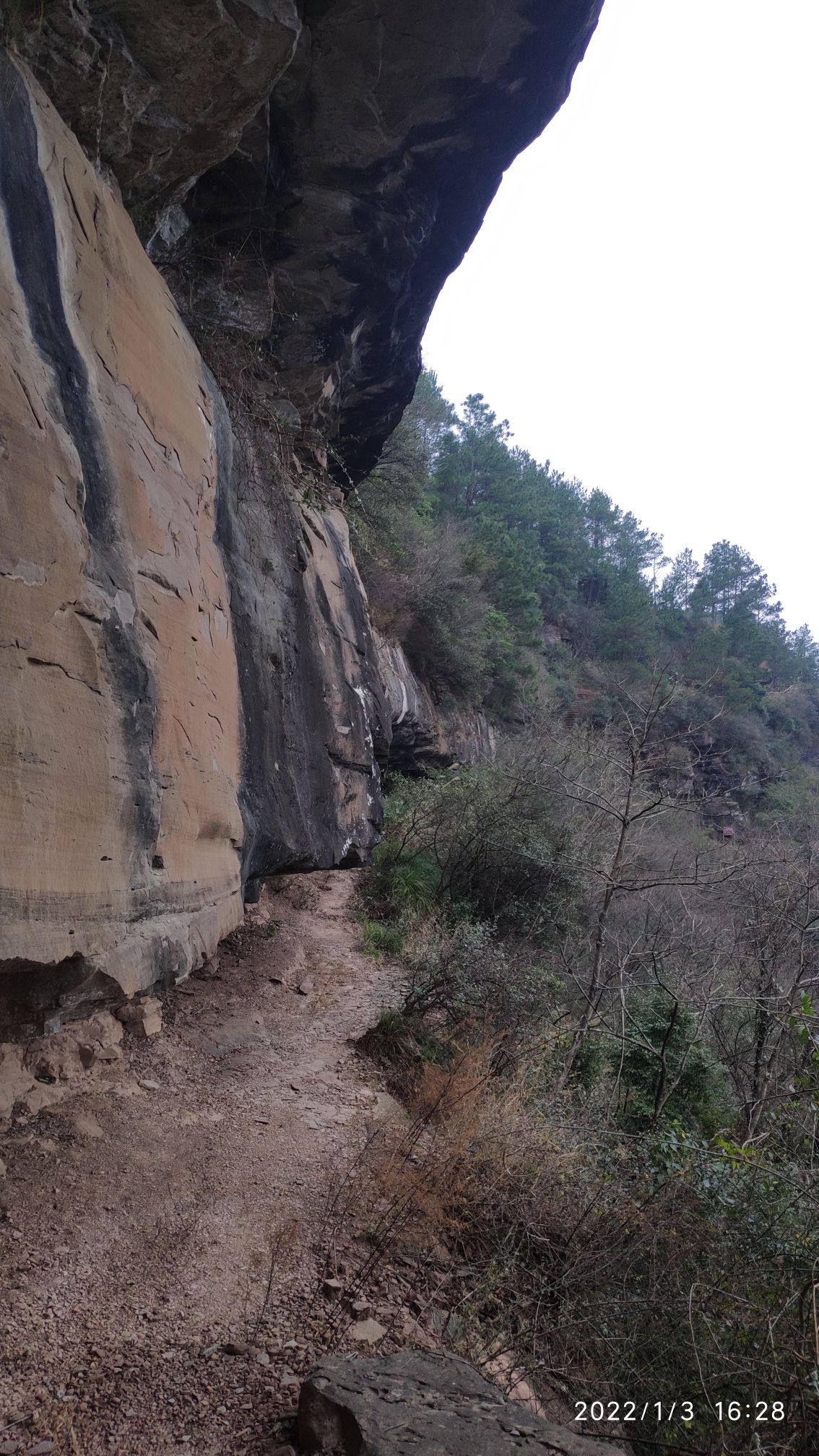 龙珠岭挂壁栈道景区旅行图片 1
