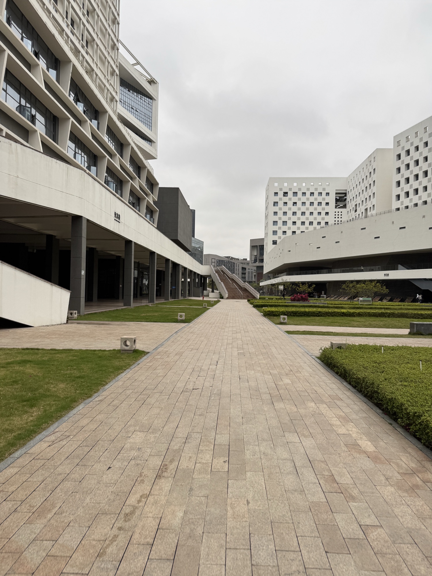 深圳大学(沧海校区)大湾区国际创新学院