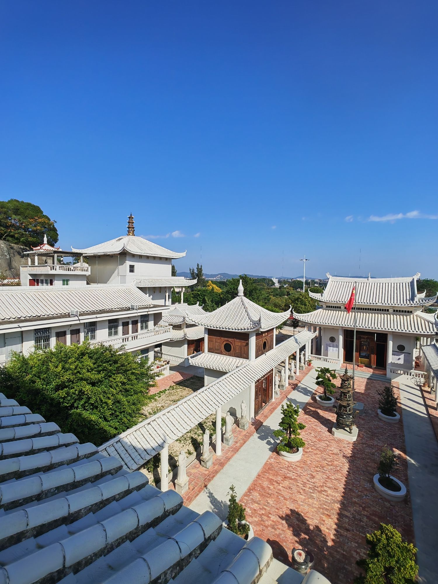 诏安五台山碧山寺庙院实景照片