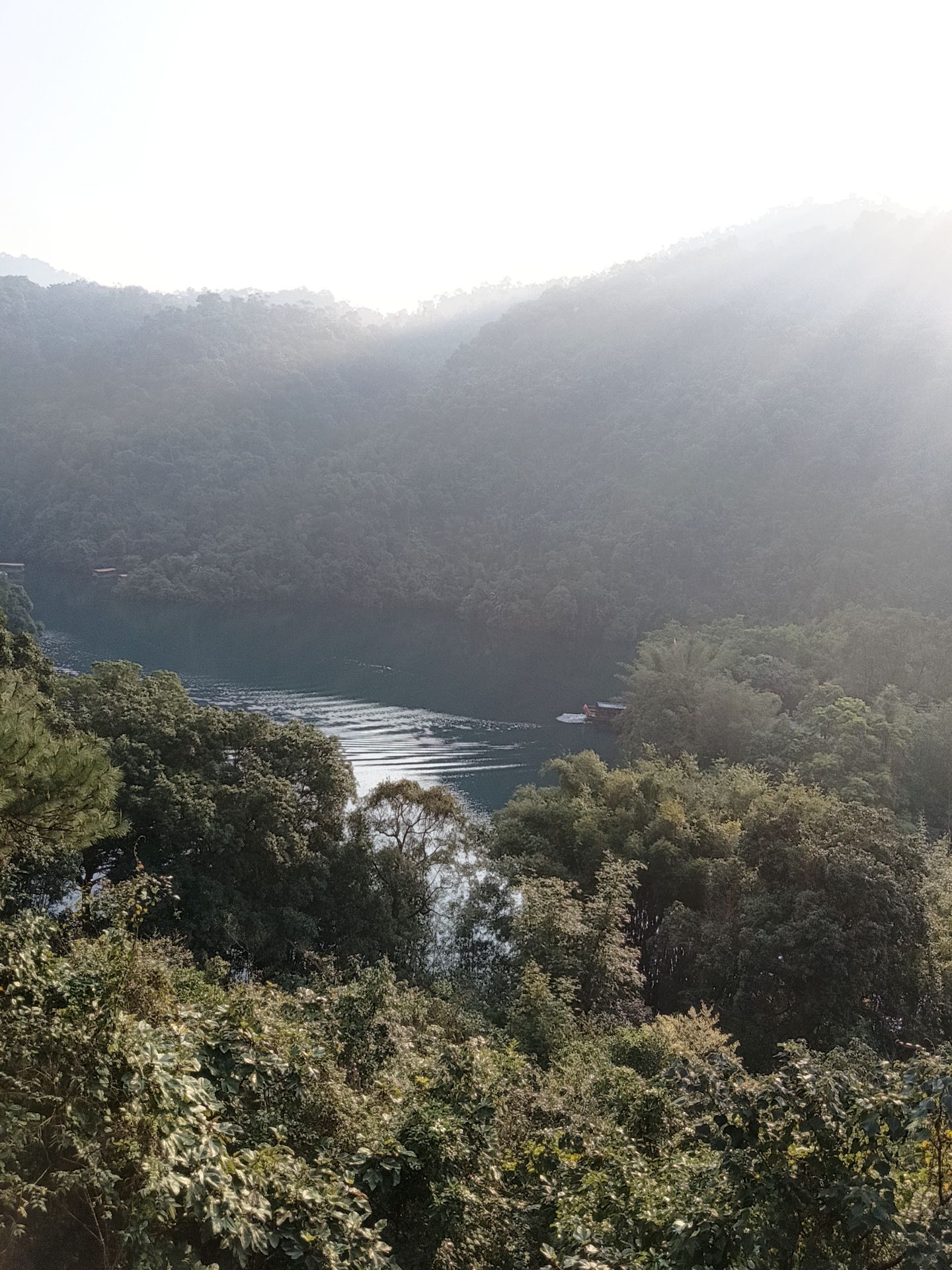 宝华公园旅行图片 1