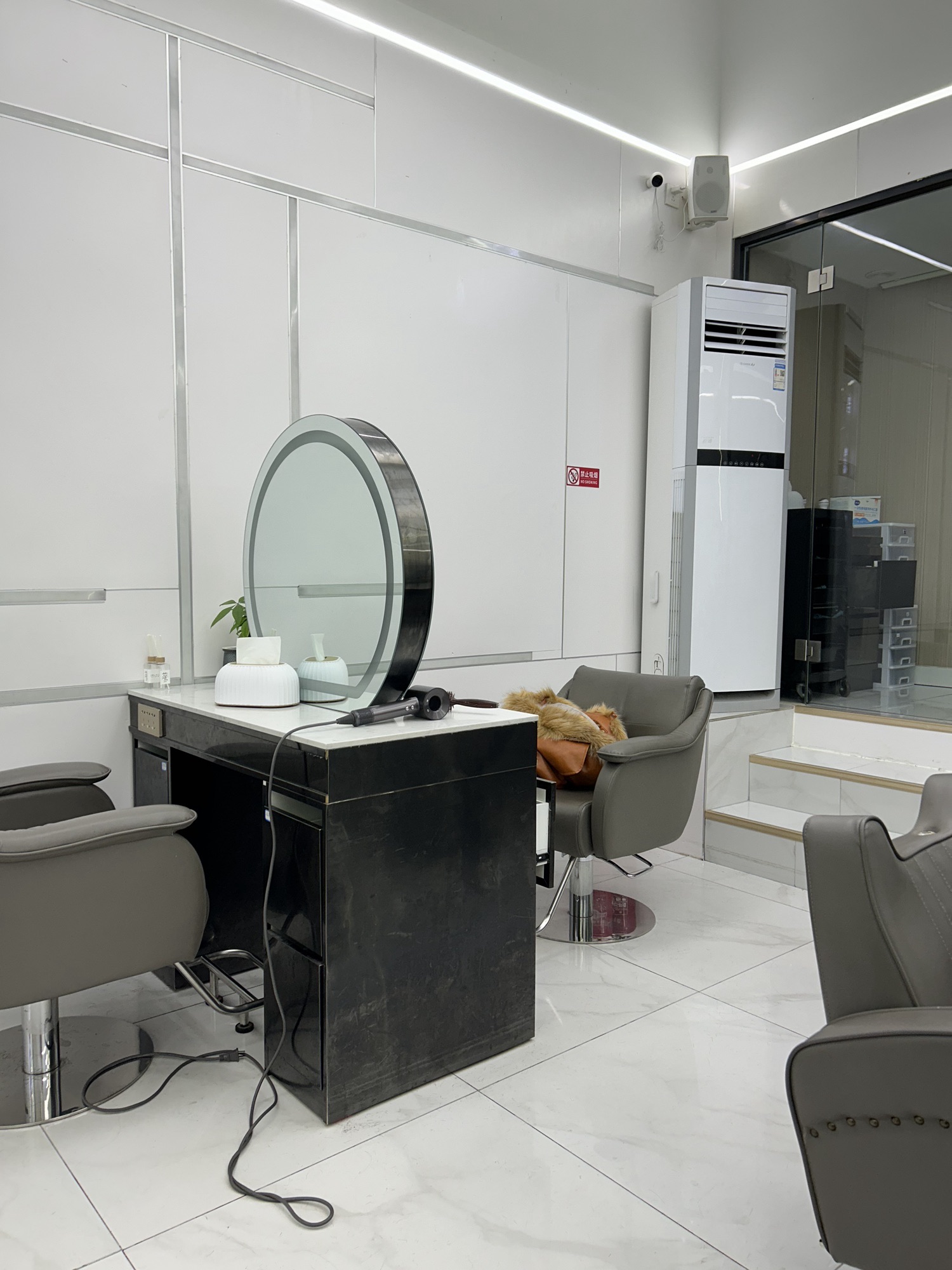 美骆护肤造型(朝阳门内大街小区店)