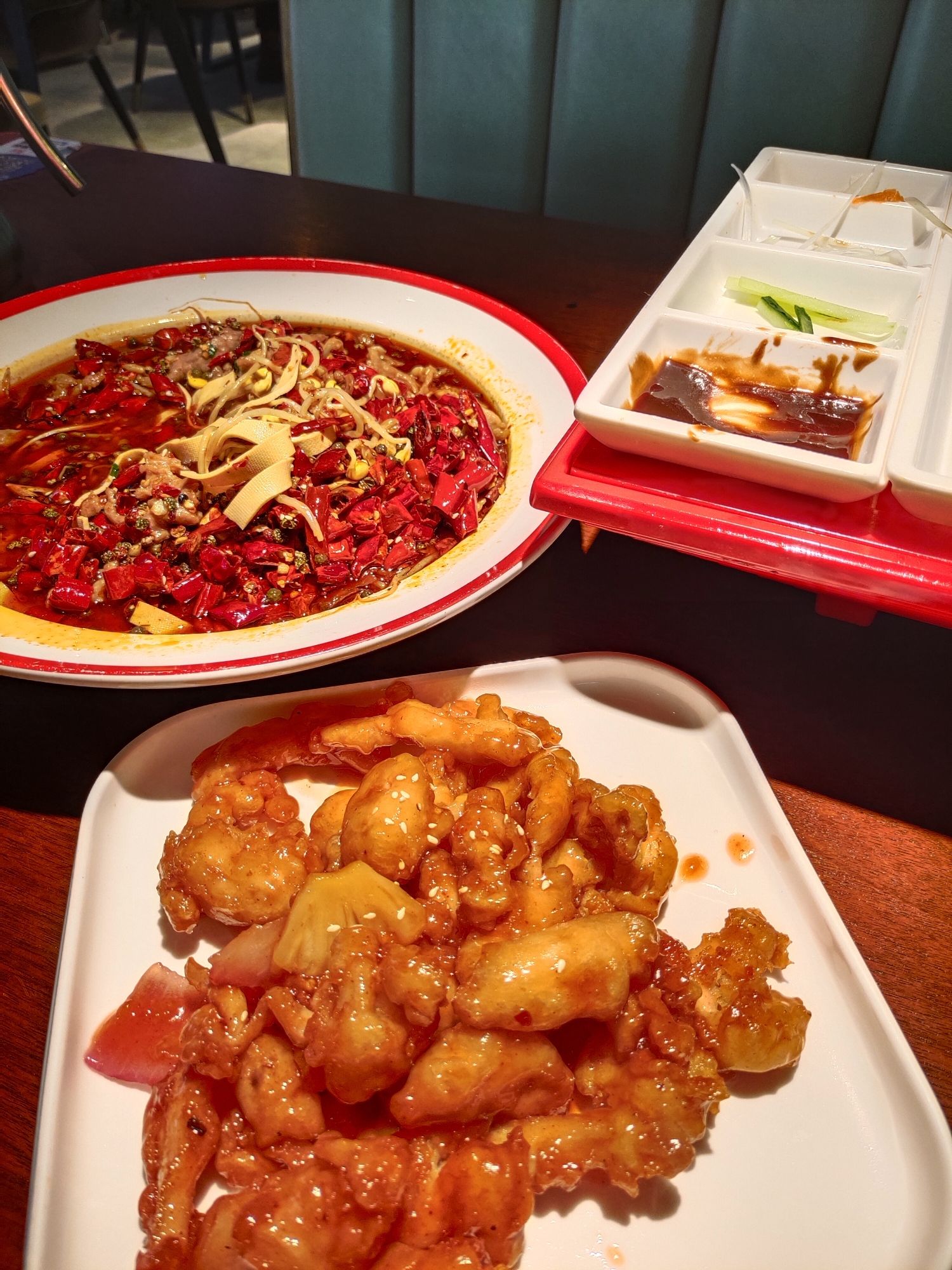 兰袖厨融合餐厅(御都阳光尚居店)