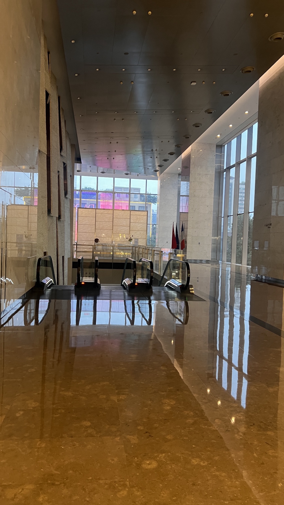 成都国际金融中心1座