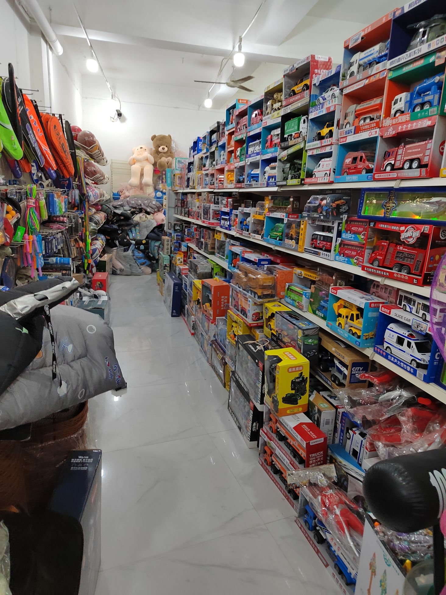 辣妈百货店《霖瑶玩具店》