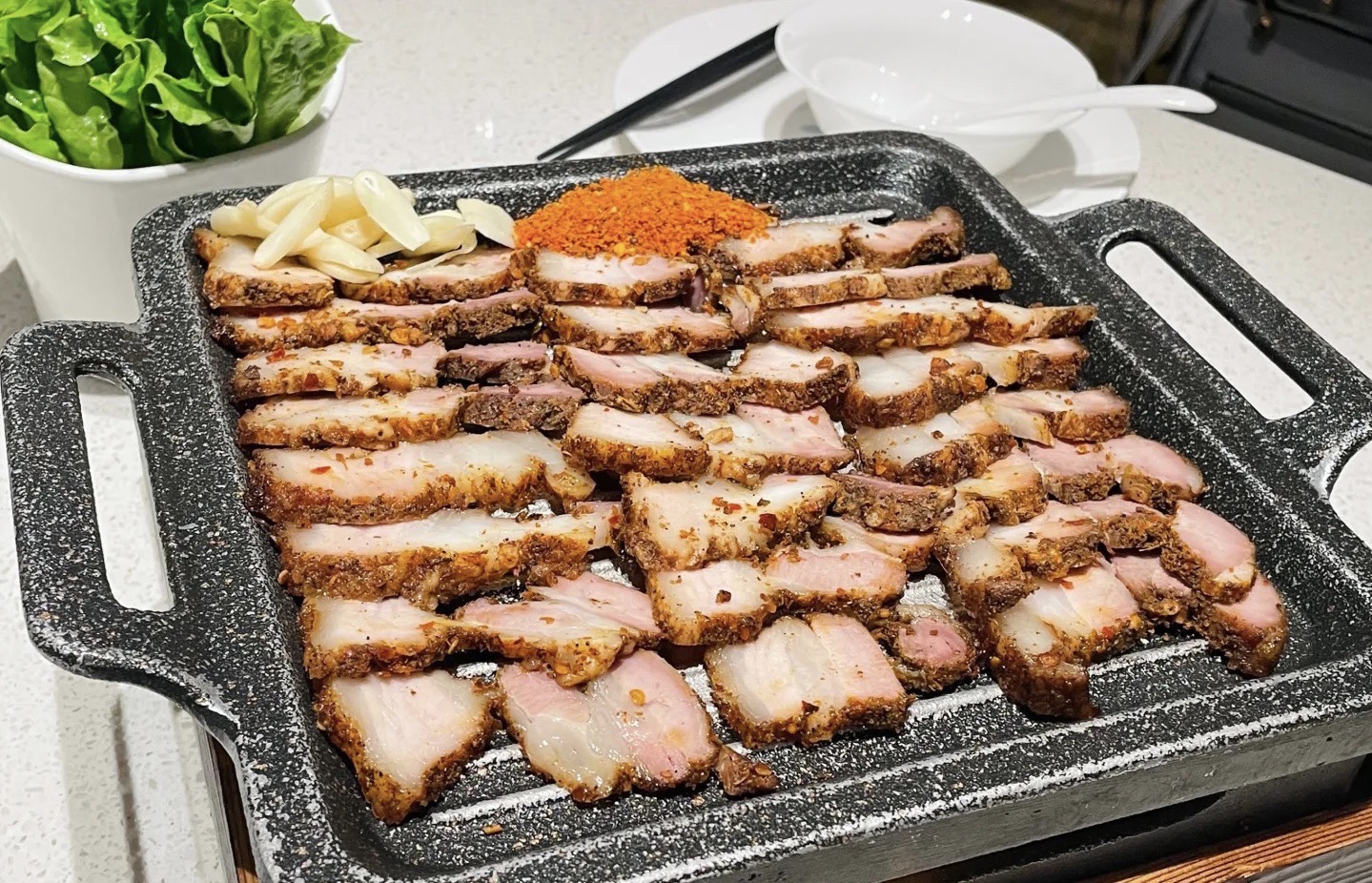 兰魅坊休闲小聚餐厅(新城凯虹广场店)