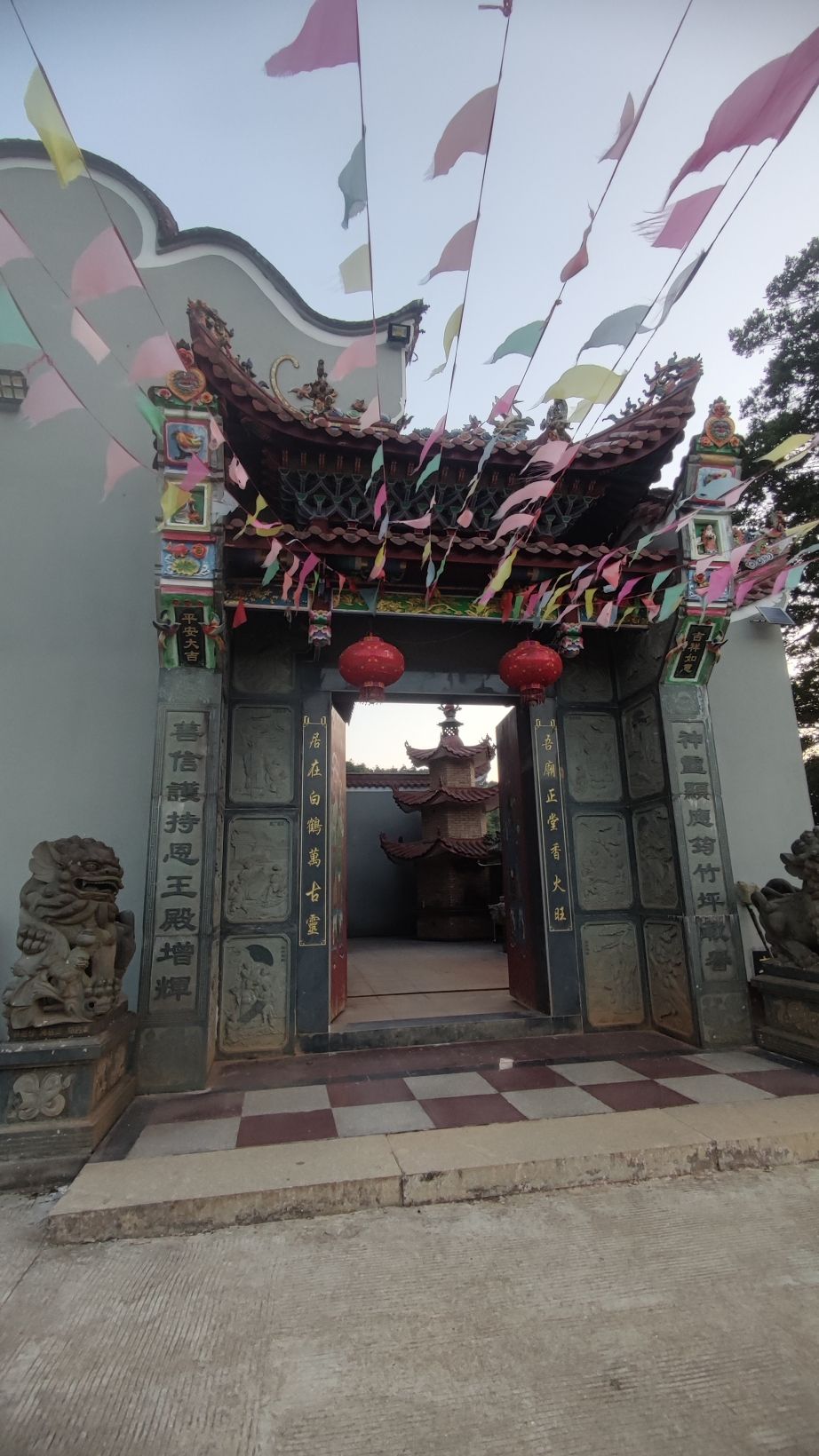 忠烈恩王宫实景照片