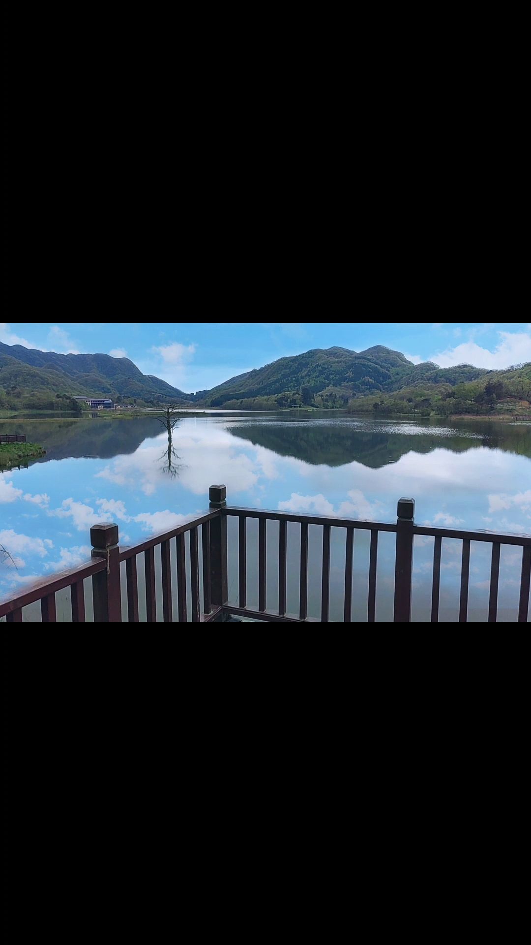 近月湖旅行图片 1