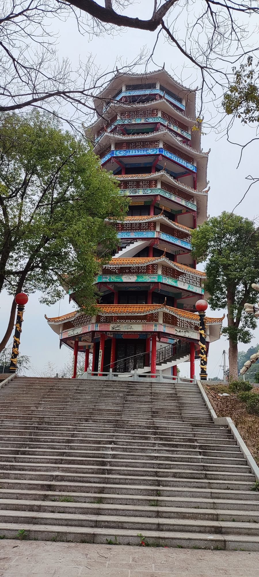 孔明塔旅行图片 2